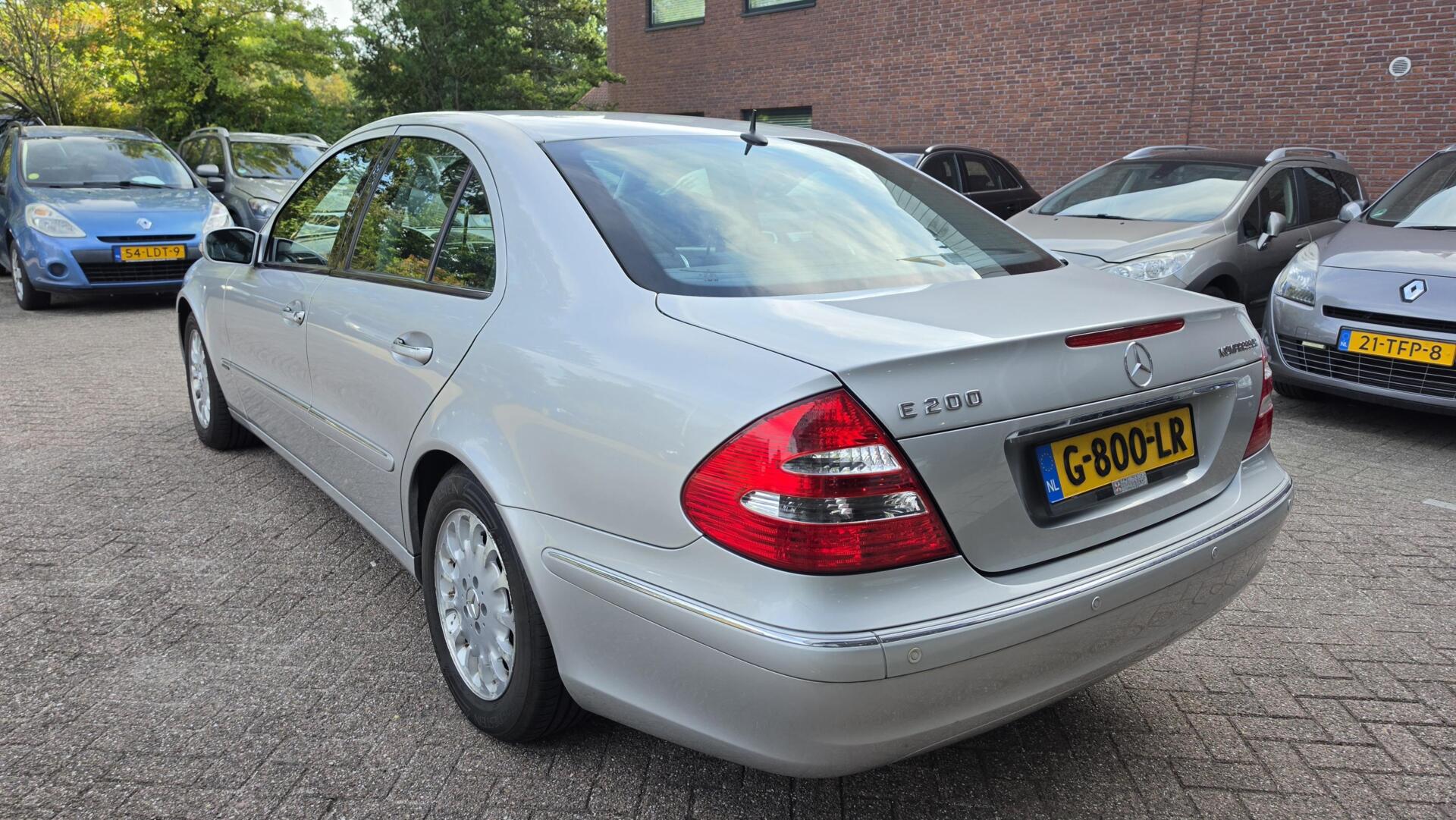 Foto van Mercedes-Benz E 200 Kompressor