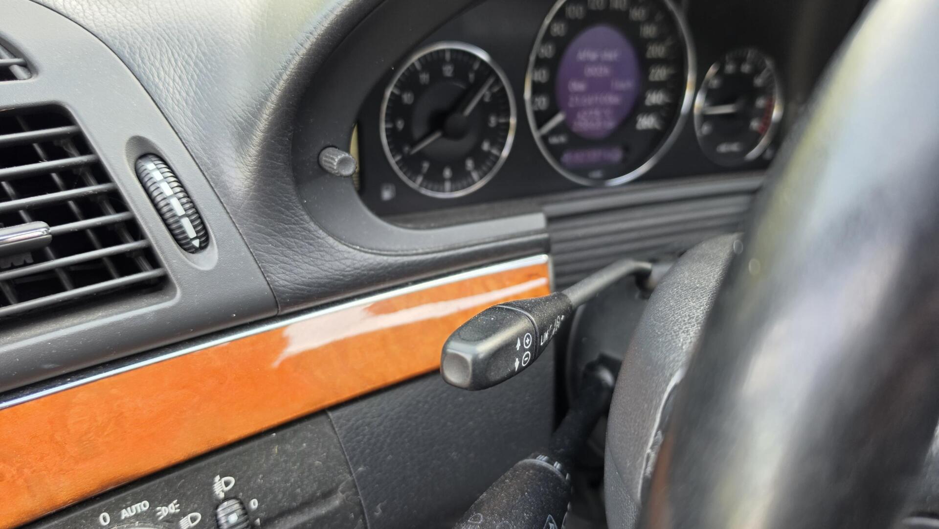 Foto van Mercedes-Benz E 200 Kompressor