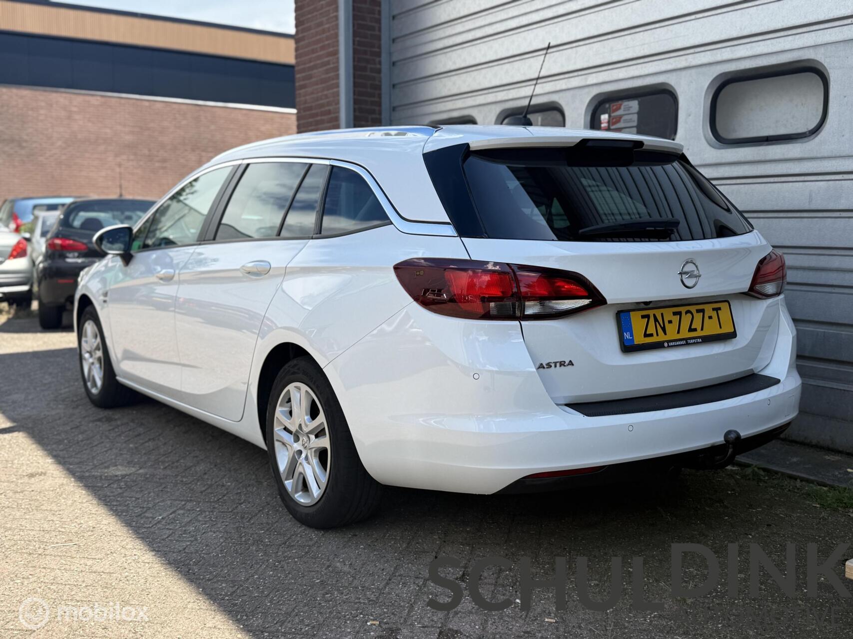 Foto van Opel Astra Sports Tourer