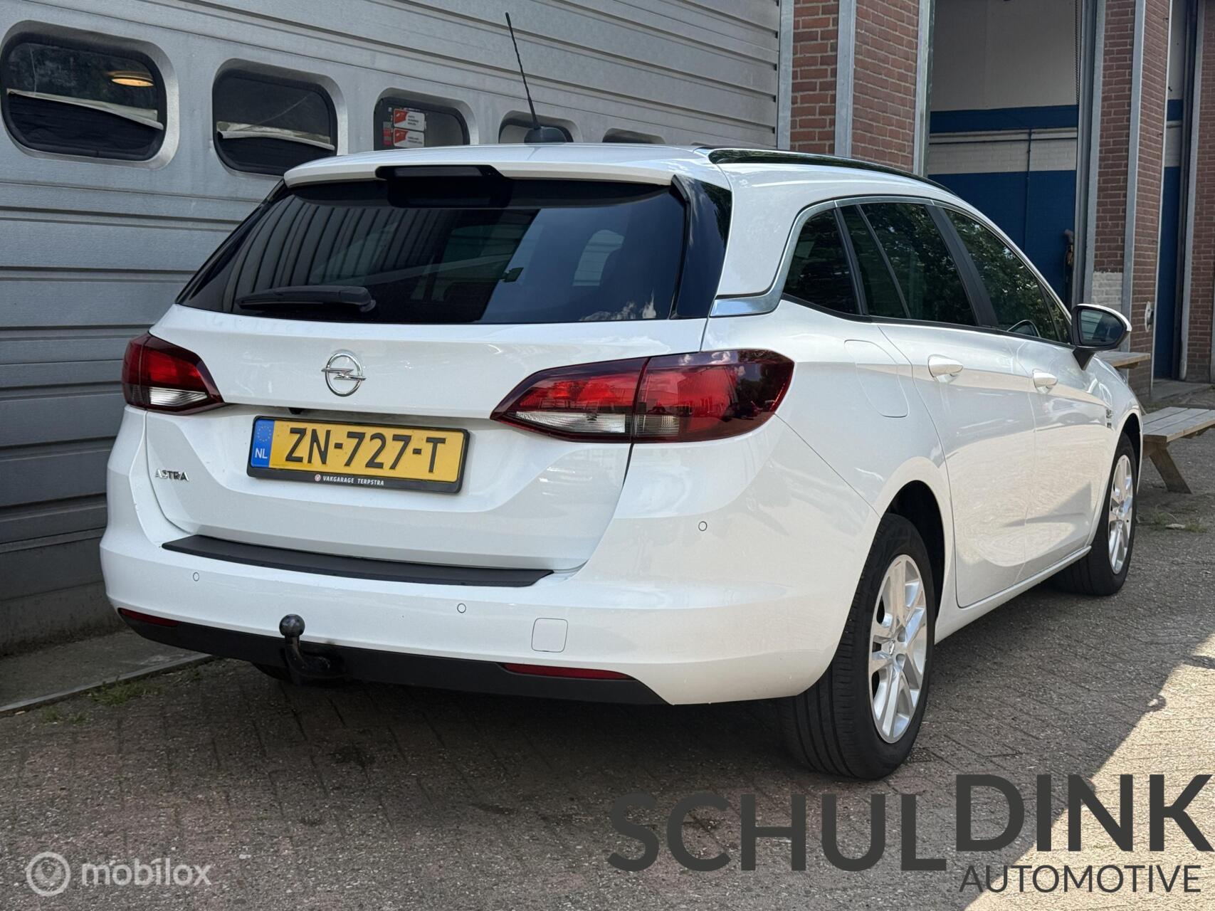 Foto van Opel Astra Sports Tourer