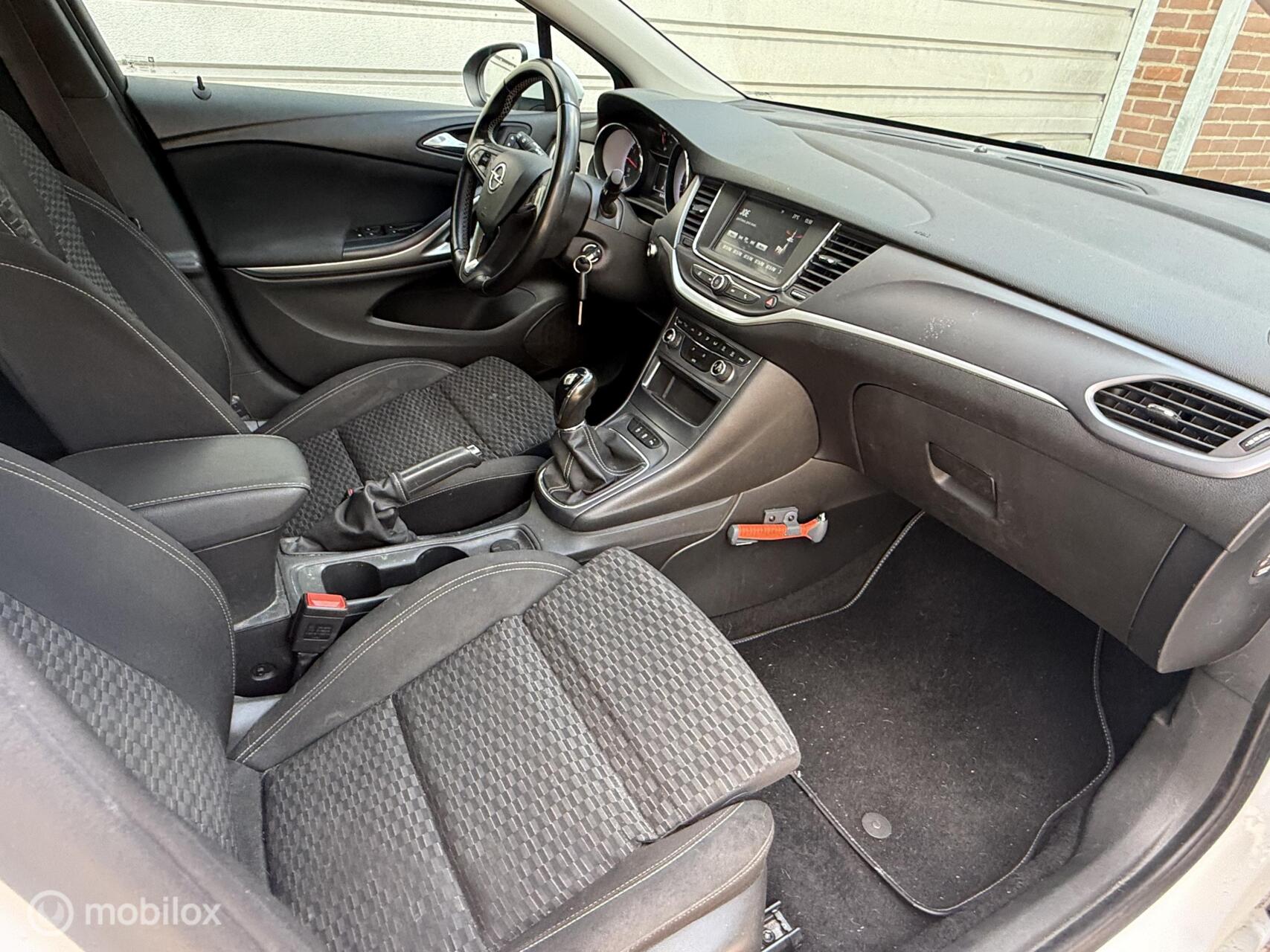 Foto van Opel Astra Sports Tourer