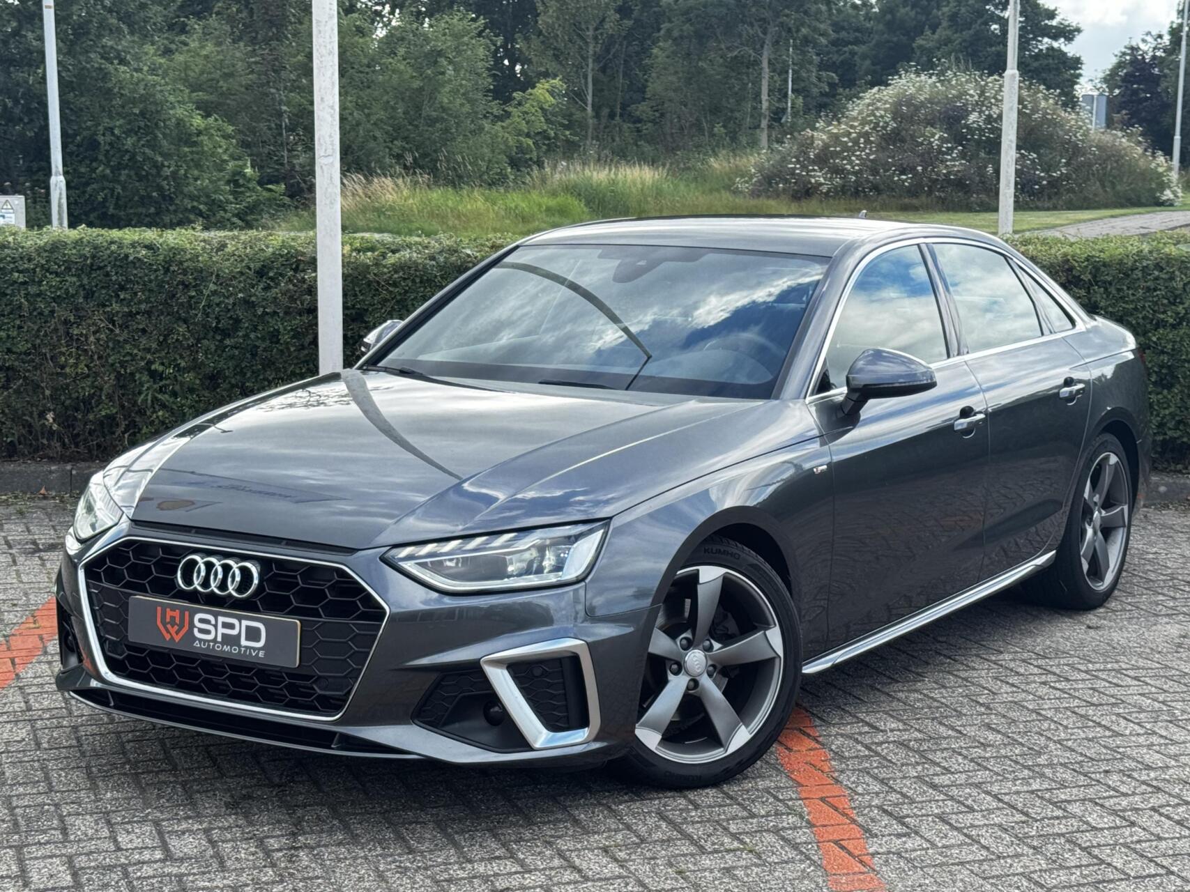 Foto van Audi A4 Limousine