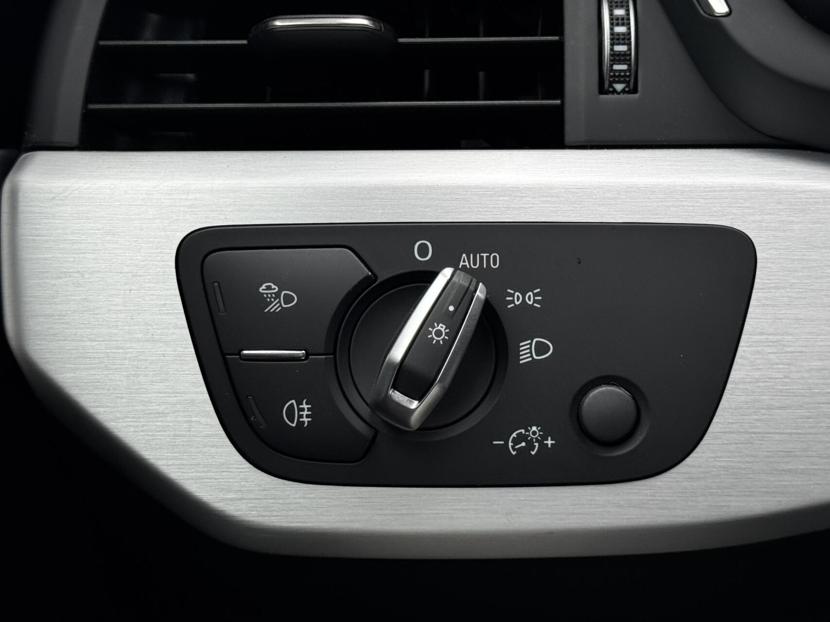 Foto van Audi A4 Limousine