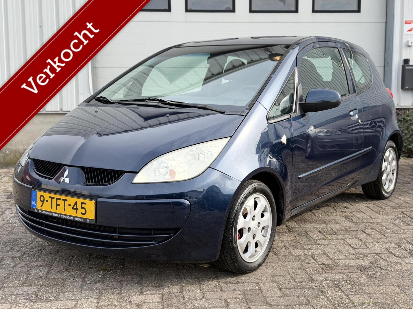 Mitsubishi Mitsubishi Colt 1.3 Inform AUTOMAAT 2005 - voorkant