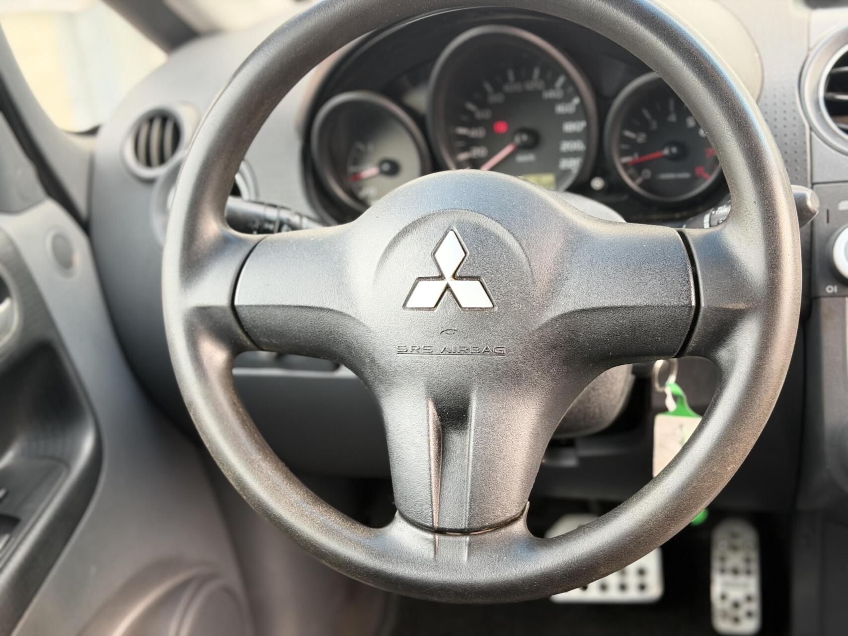 Foto van Mitsubishi Mitsubishi Colt