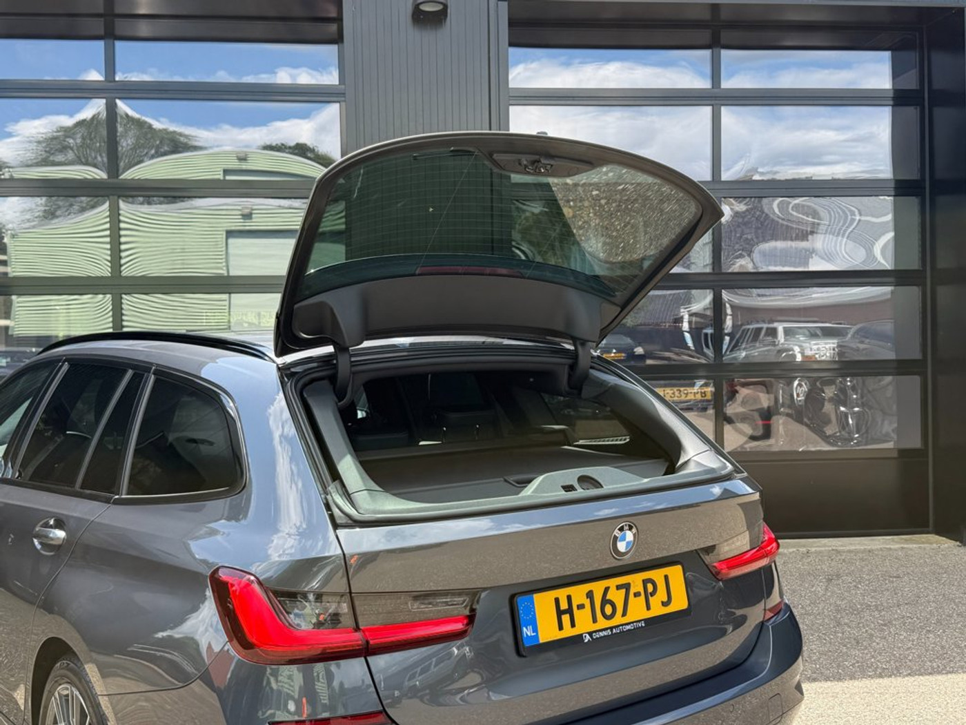 Foto van BMW 318i