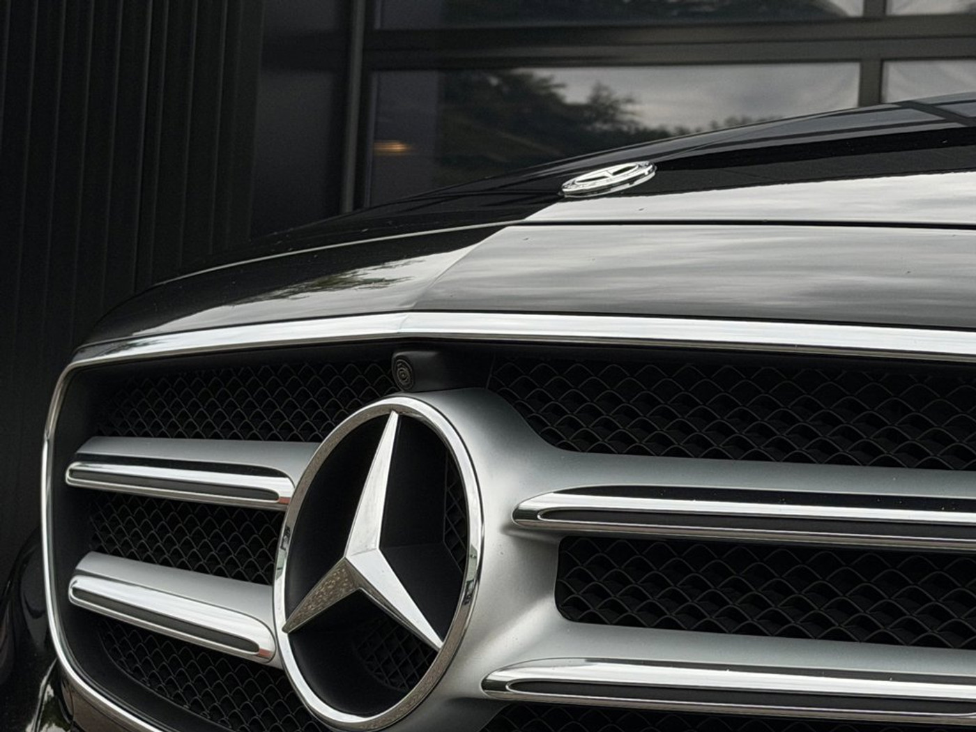 Foto van Mercedes-Benz E 200