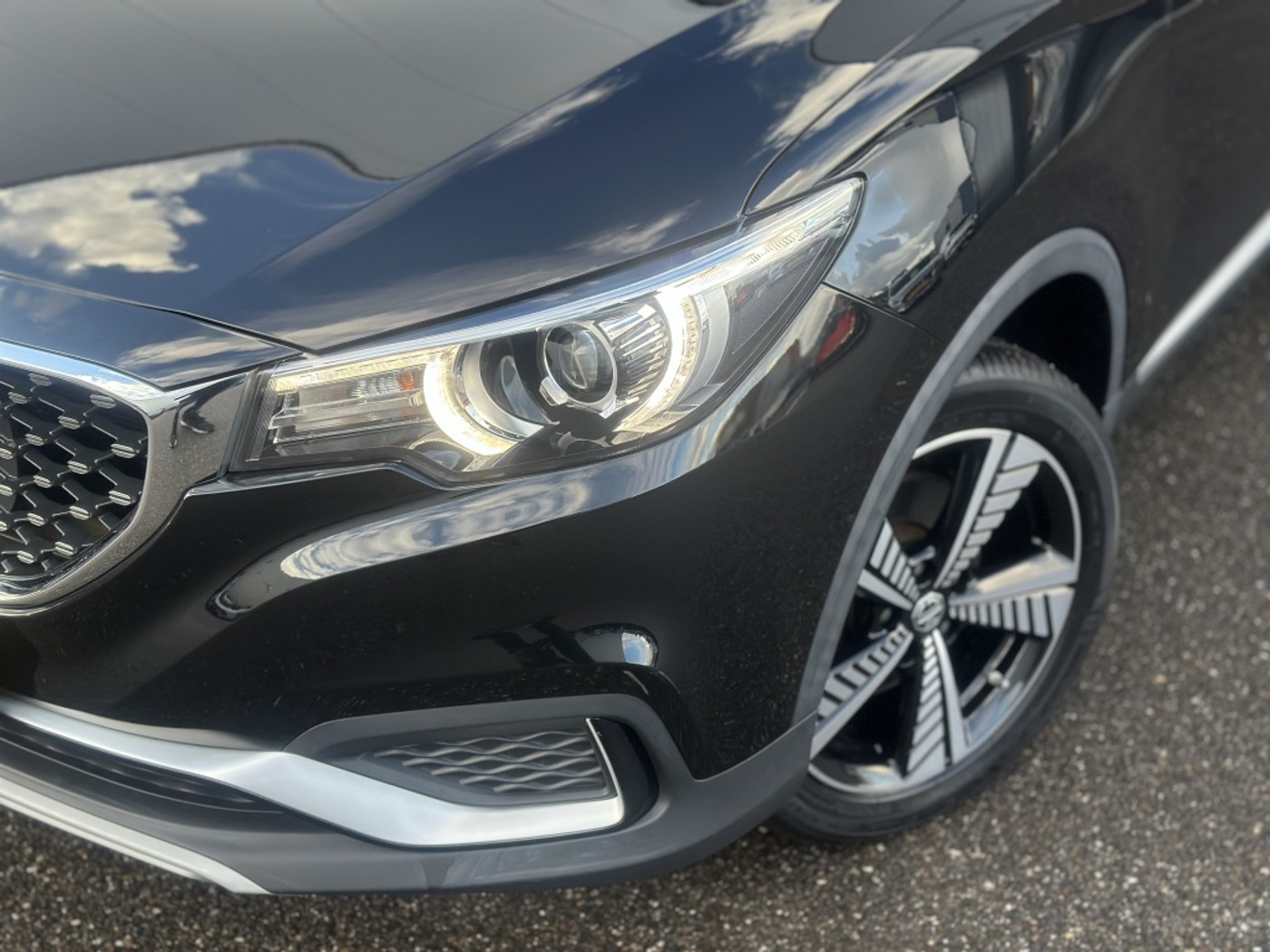 Foto van MG MG ZS Ev
