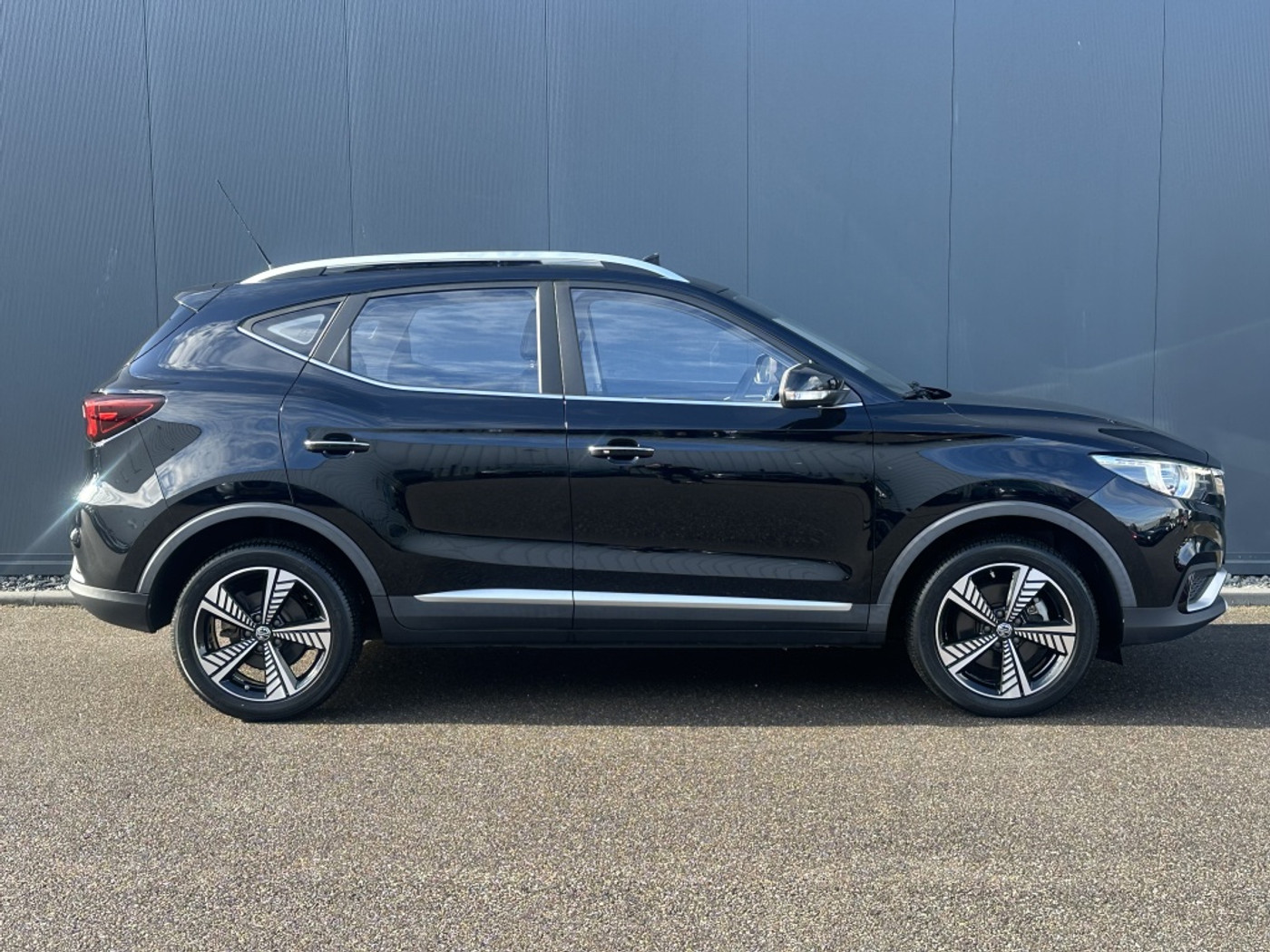 Foto van MG MG ZS Ev