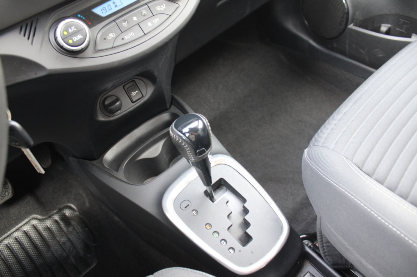 Foto van Toyota Toyota Yaris Hybrid