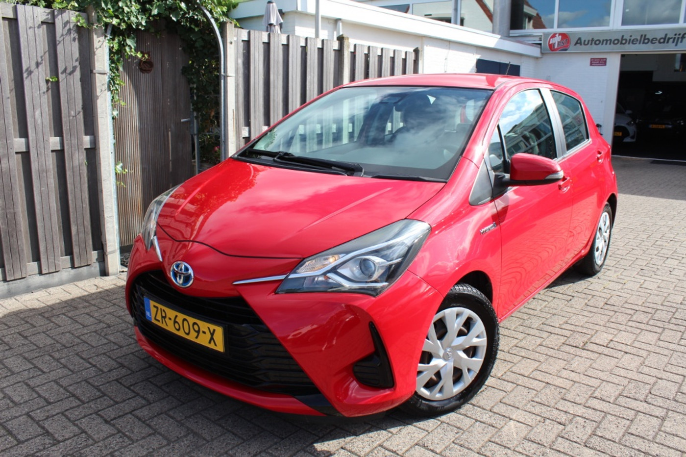 Foto van Toyota Toyota Yaris Hybrid