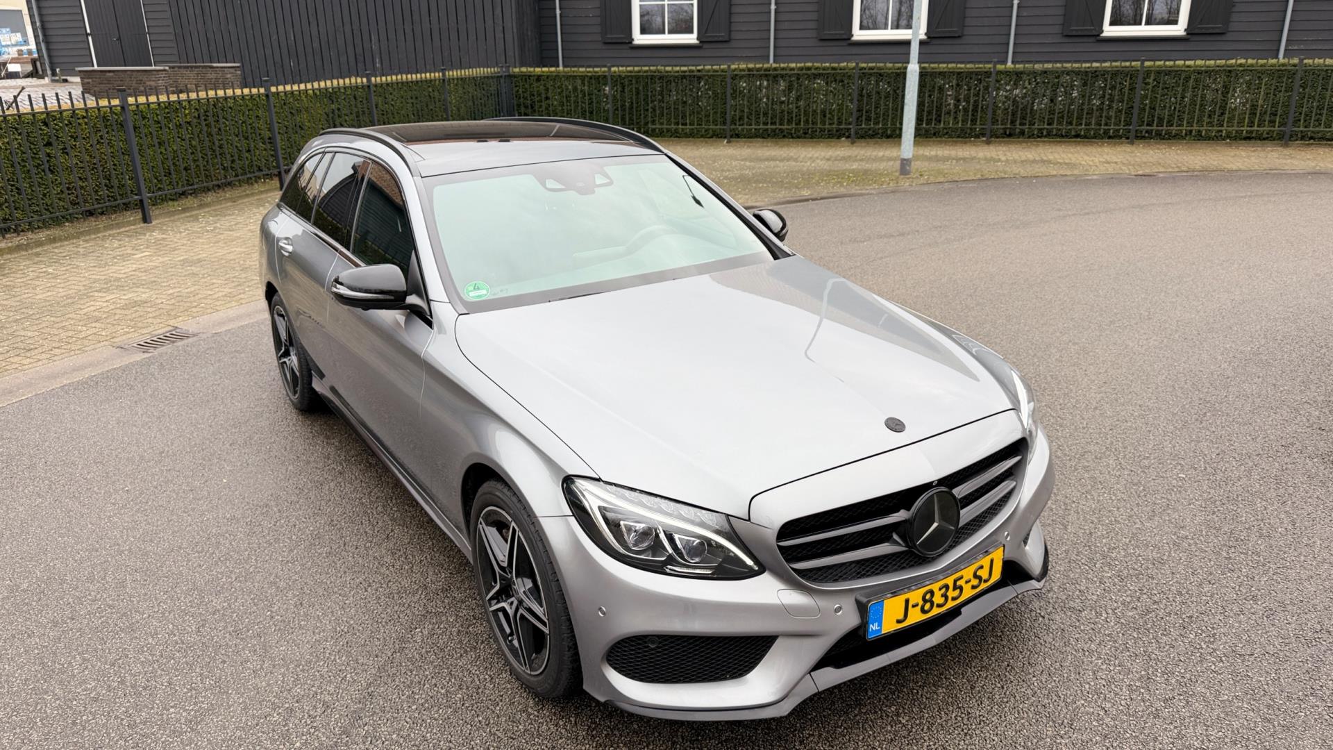 Foto van Mercedes-Benz C 400 4Matic