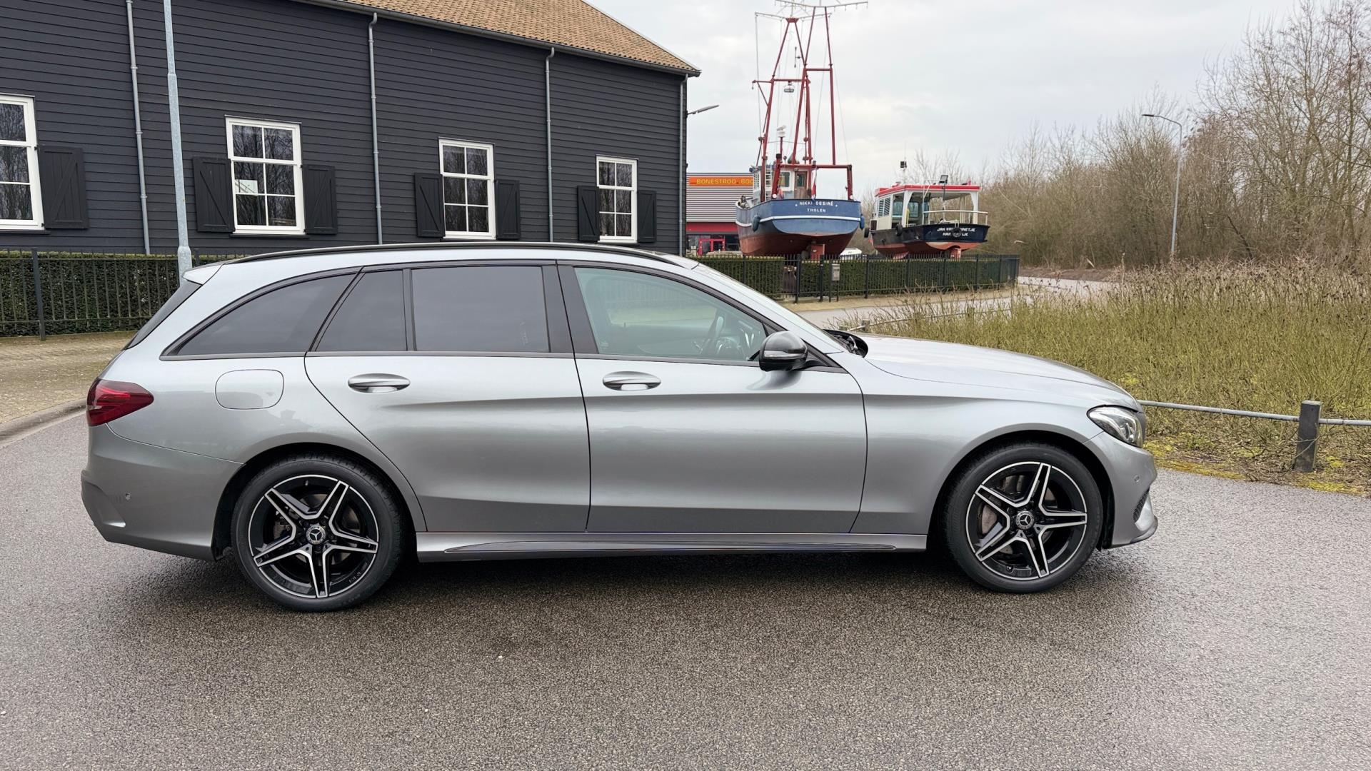 Foto van Mercedes-Benz C 400 4Matic