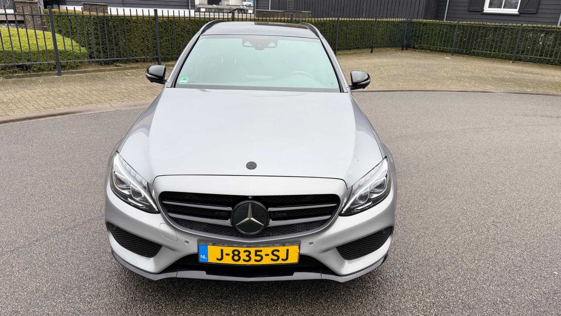 Foto van Mercedes-Benz C 400 4Matic