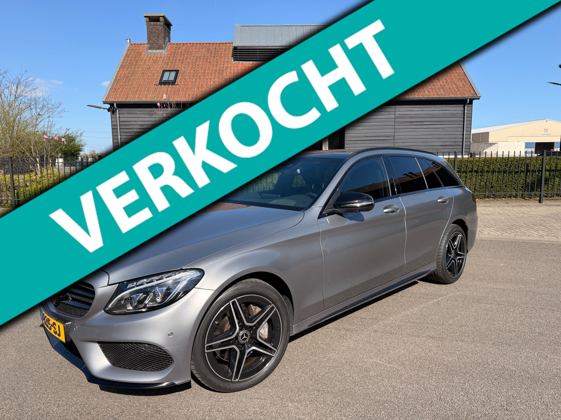 Mercedes-Benz C 400 4Matic 400 4-MATIC  43-AMG BURMESTER NIGHT-PAKKET PANO 360" CAMERA LEER ABC UITLAAT SYSTEEM 2015 - voorkant
