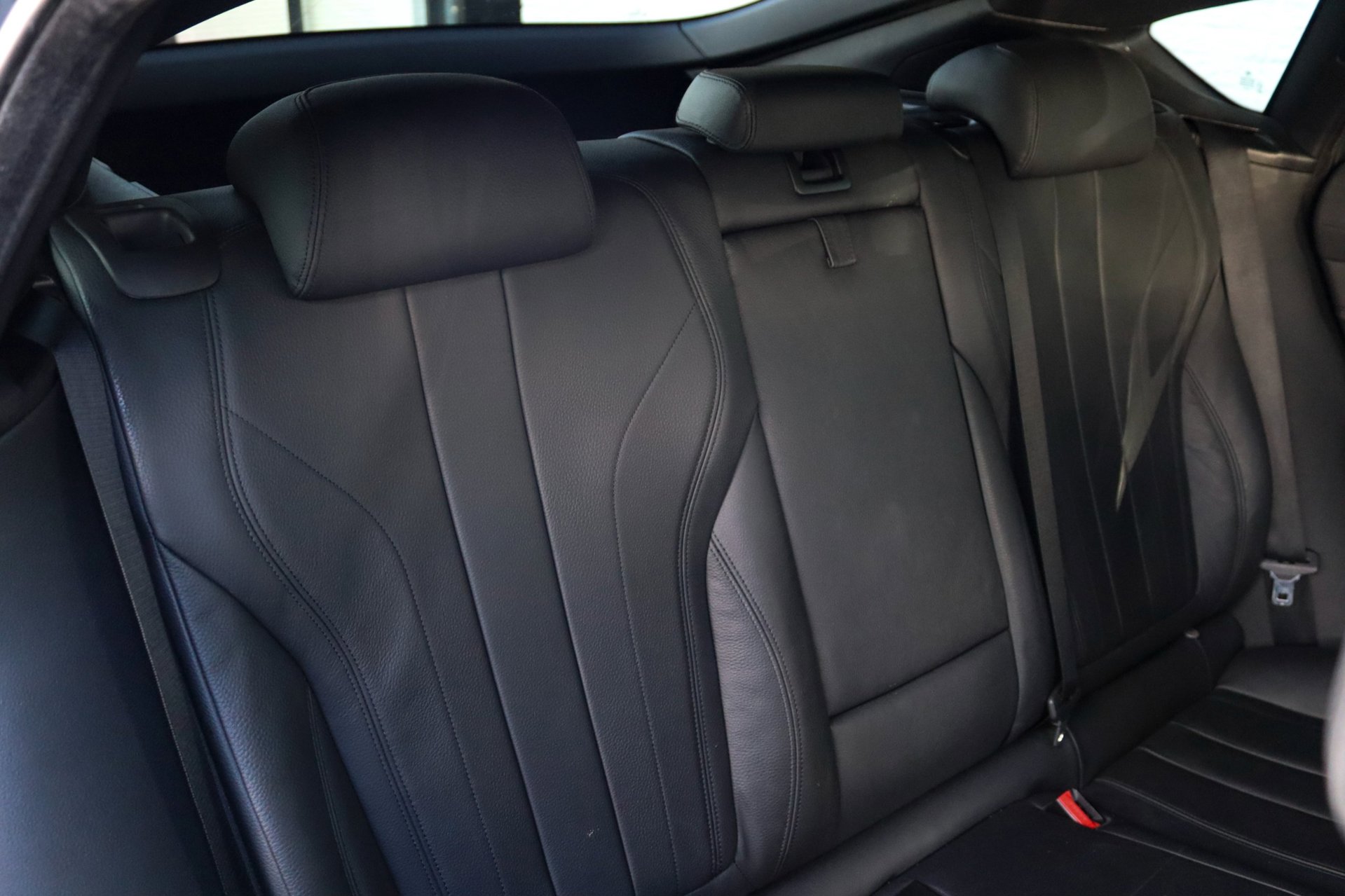 Foto van BMW X6 M50d