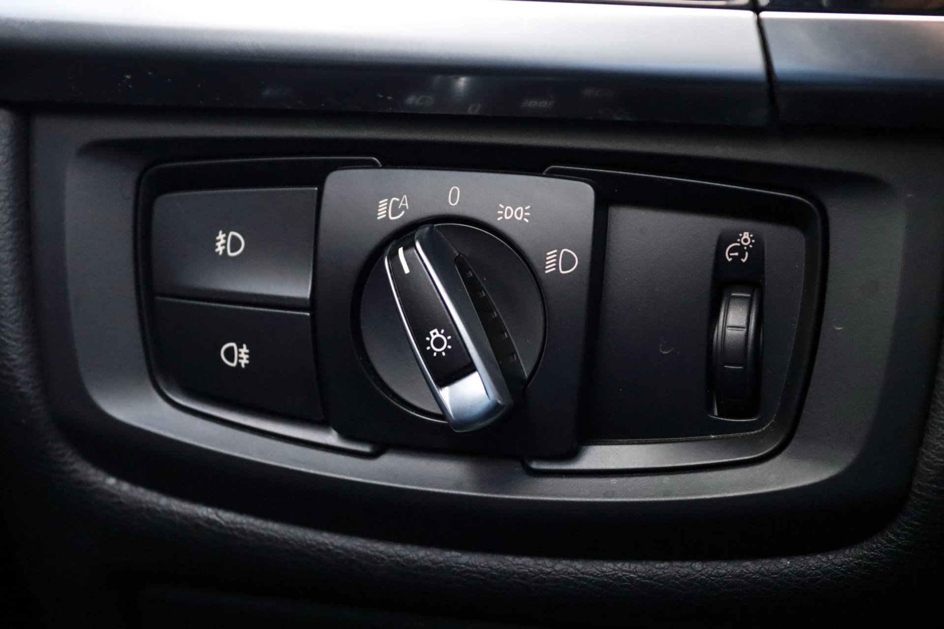 Foto van BMW X6 M50d