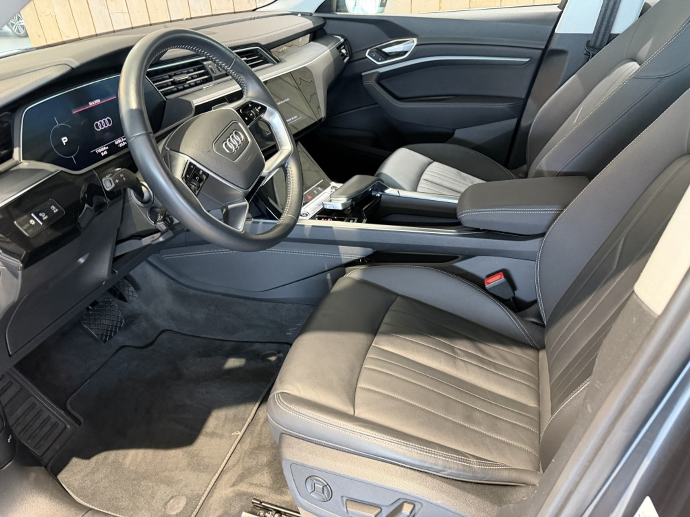 Foto van Audi E-tron Sportback 50