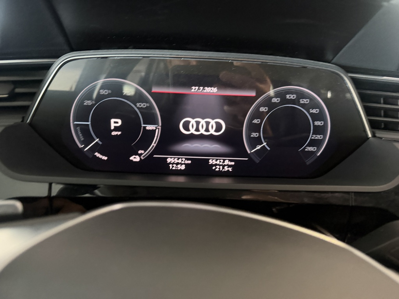 Foto van Audi E-tron 50