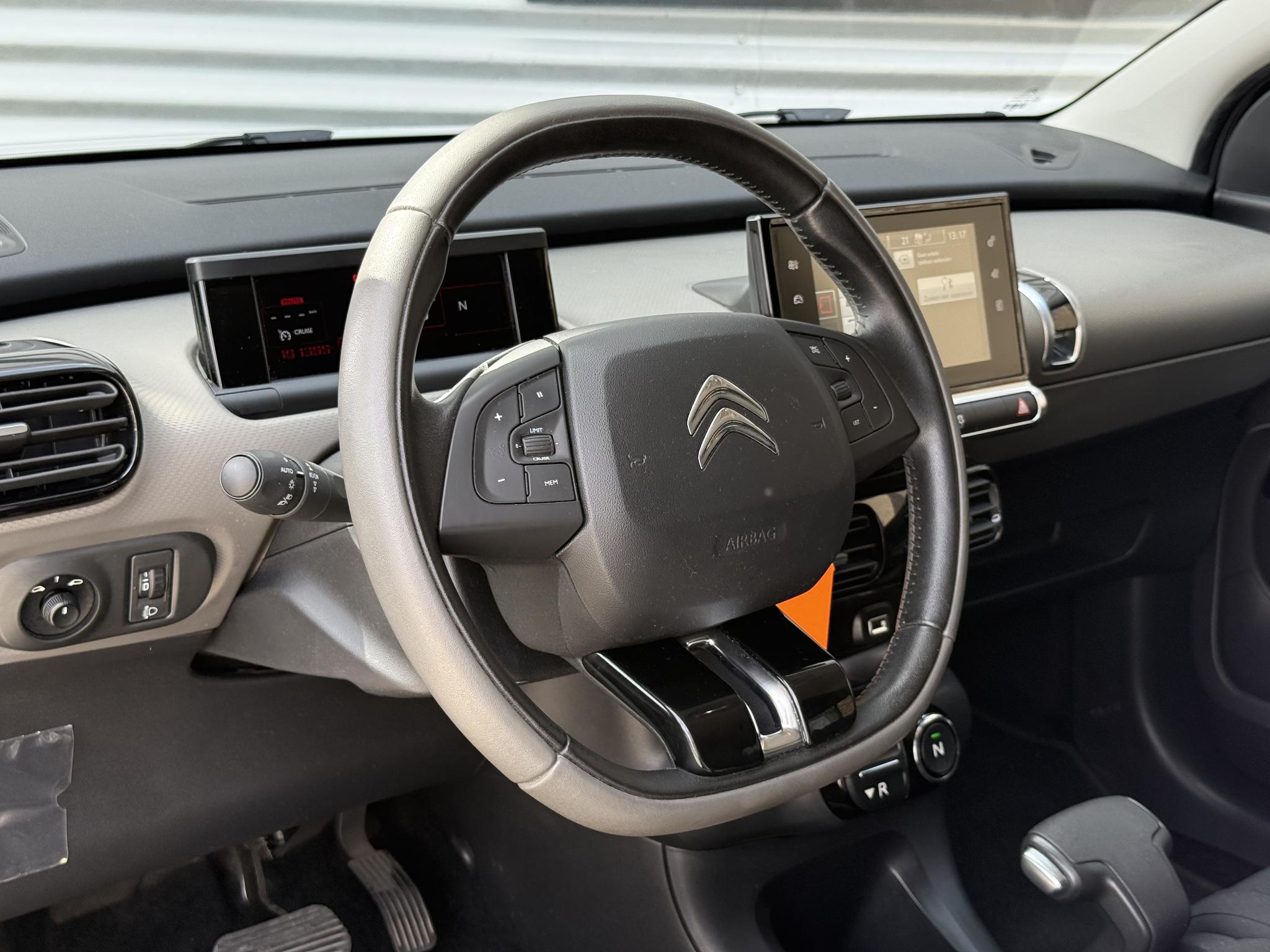 Foto van Citroen C4 Cactus