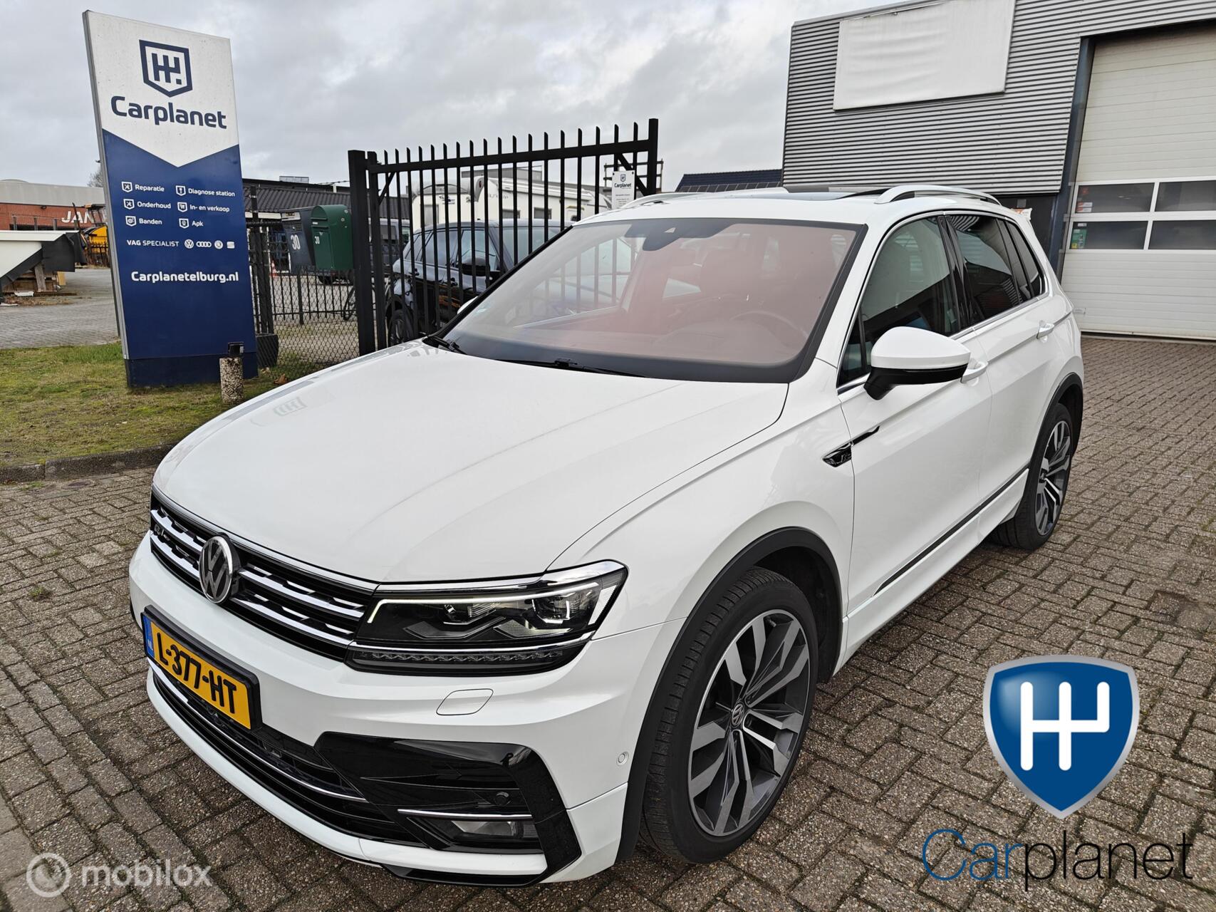Volkswagen Tiguan 2.0 TSI R 4Motion Highline|R-line|DSG|Leer|Digidash|360|Memory|ACC| 2018 - voorkant