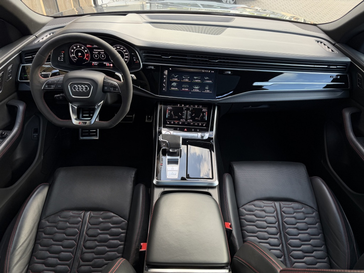 Foto van Audi RS Q8