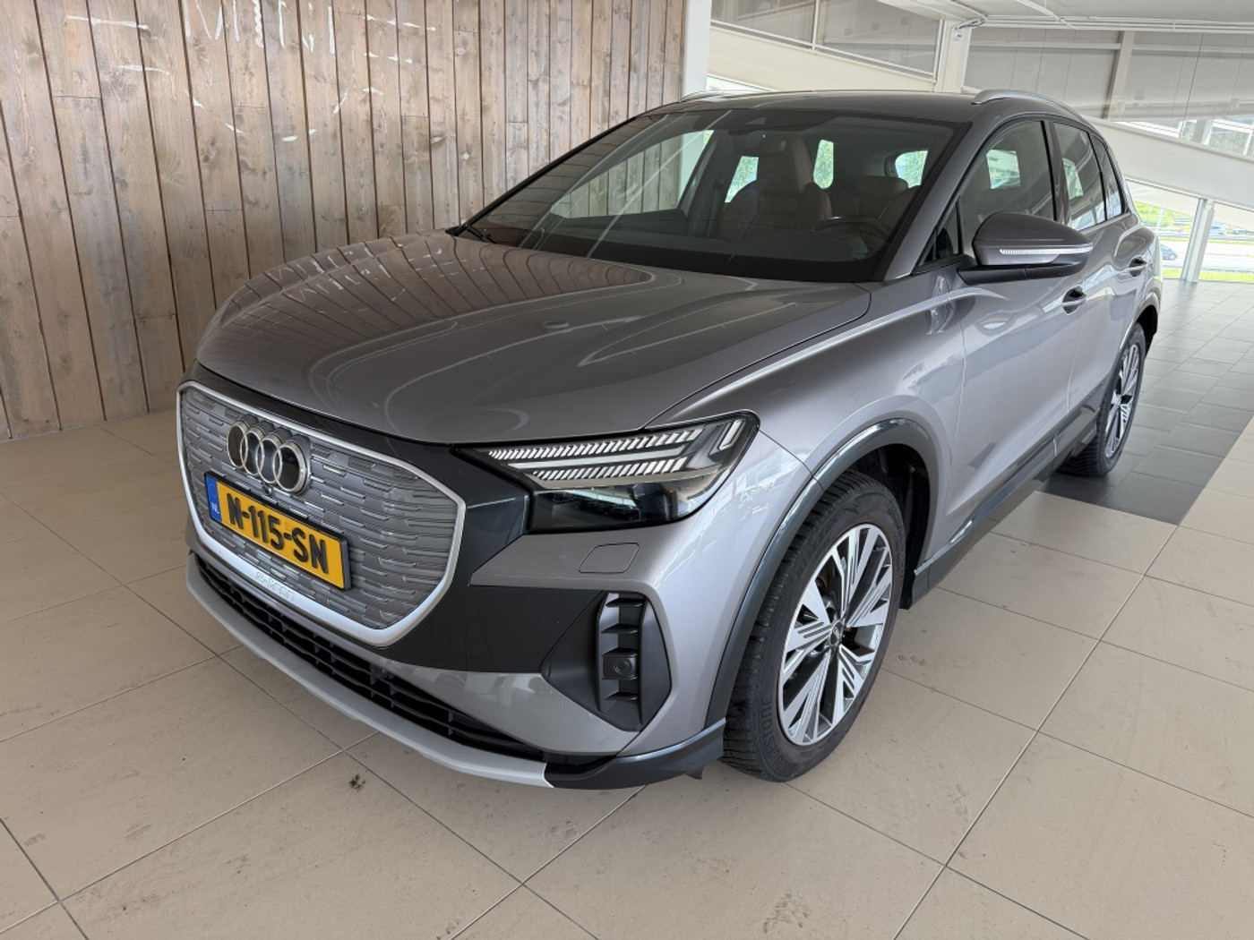 Audi Q4 40 E-tron 40 Launch edition Advanced Plus 77 kWh 2021 - voorkant