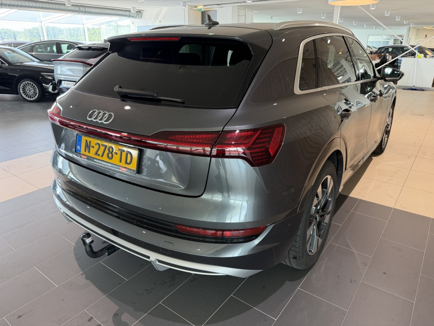 Foto van Audi E-tron 55