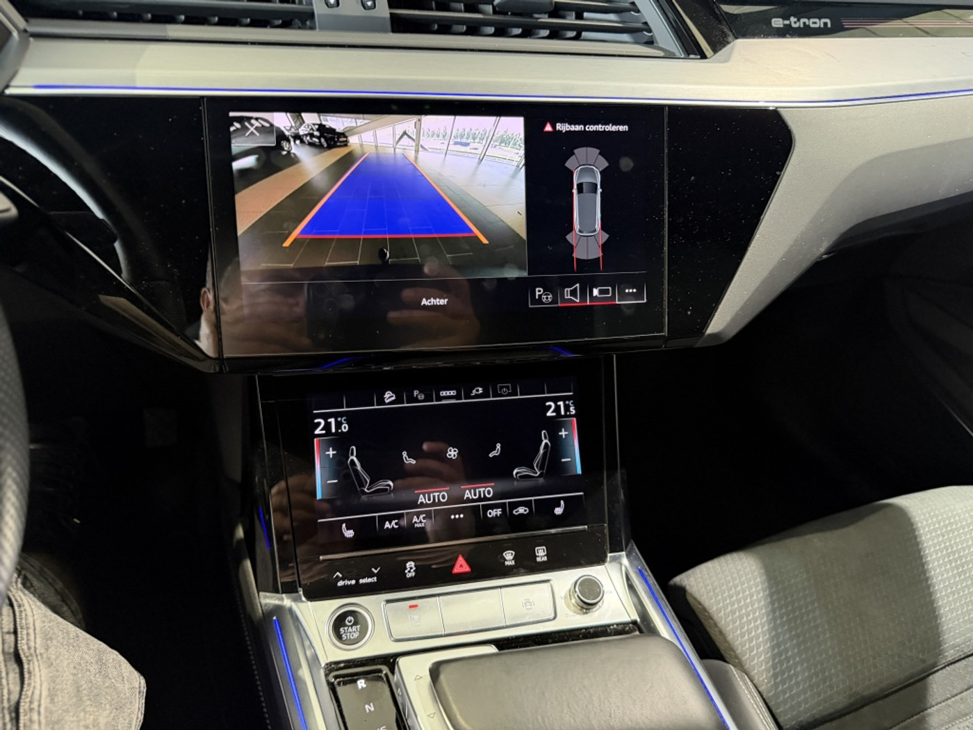 Foto van Audi E-tron 55