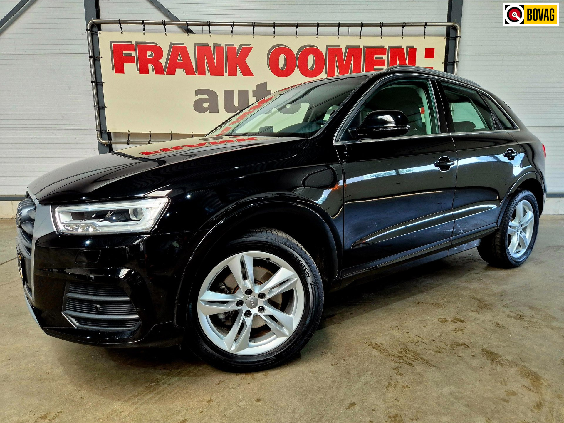 Audi Q3 1.4 TFSI  125PK Sport + OH historie|Trekhaak|LED|Keyless|Leder-alcantara|Navi|Climate|Cruise|PDC|18"LMV 2018 - voorkant