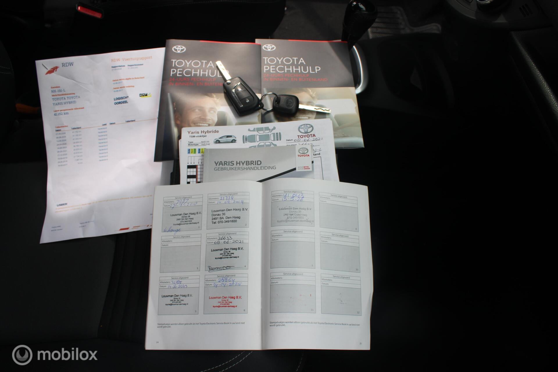 Foto van Toyota Toyota Yaris Hybrid