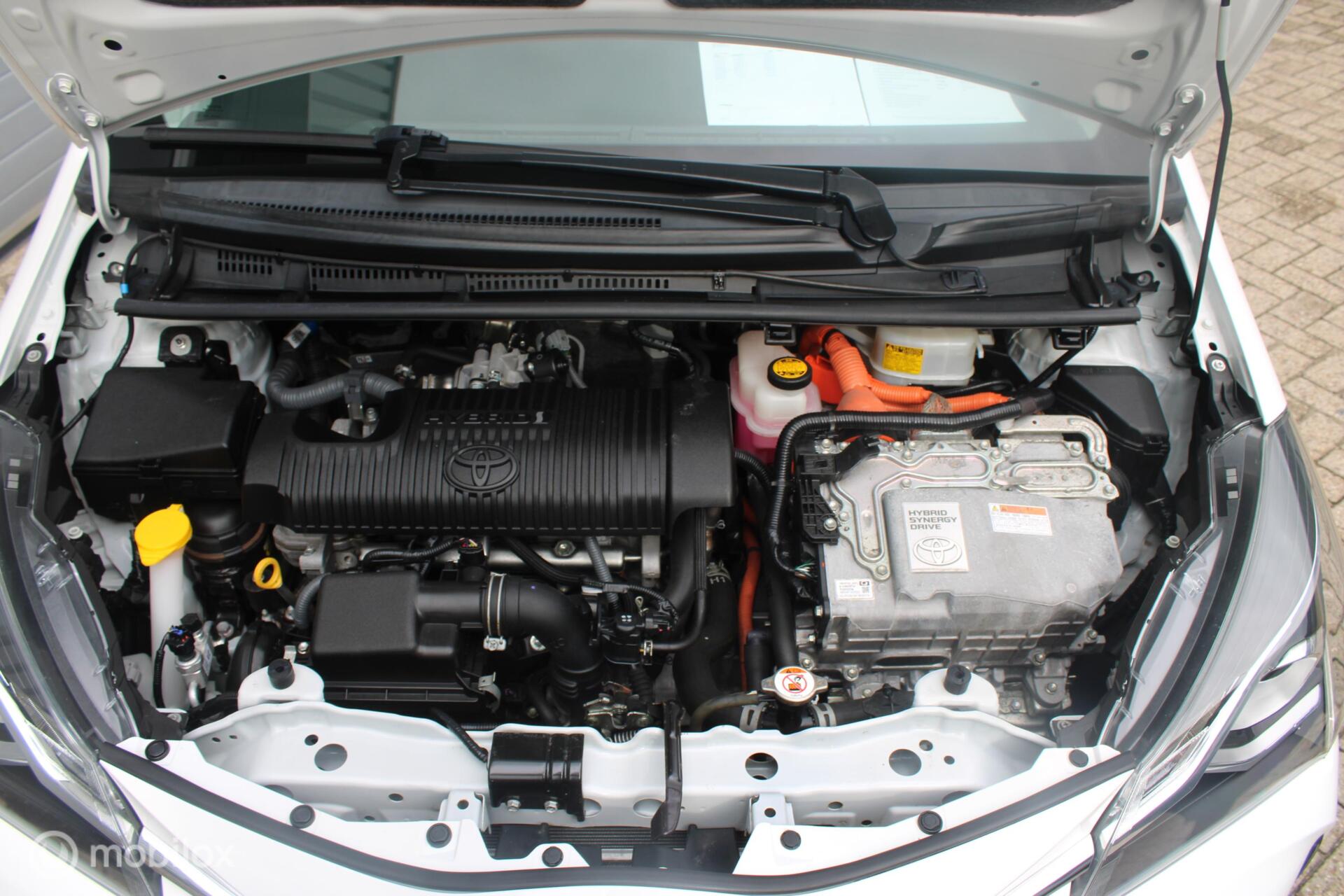 Foto van Toyota Toyota Yaris Hybrid