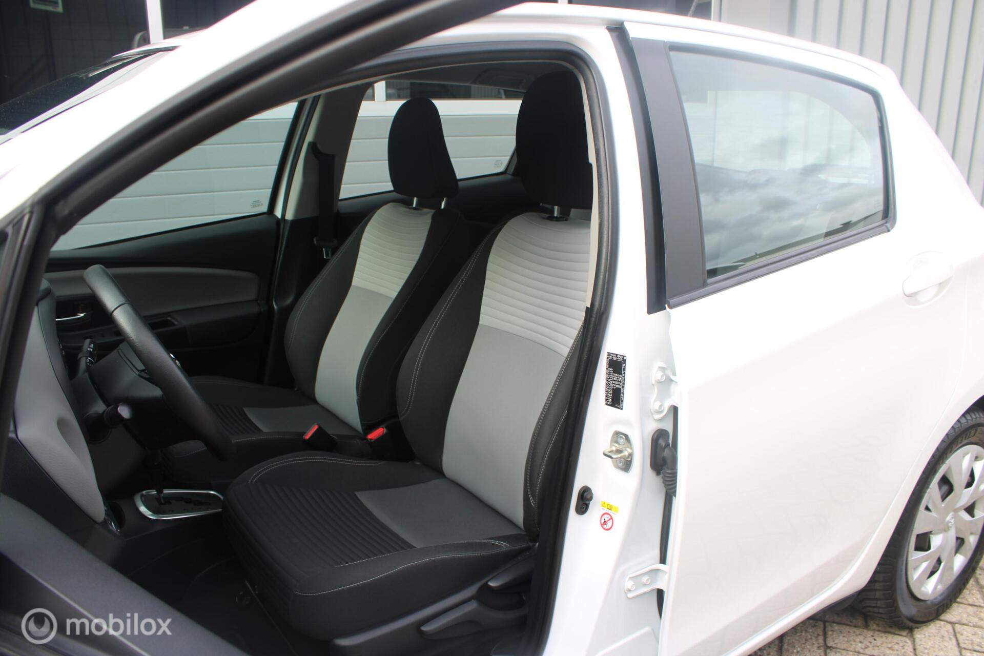 Foto van Toyota Toyota Yaris Hybrid