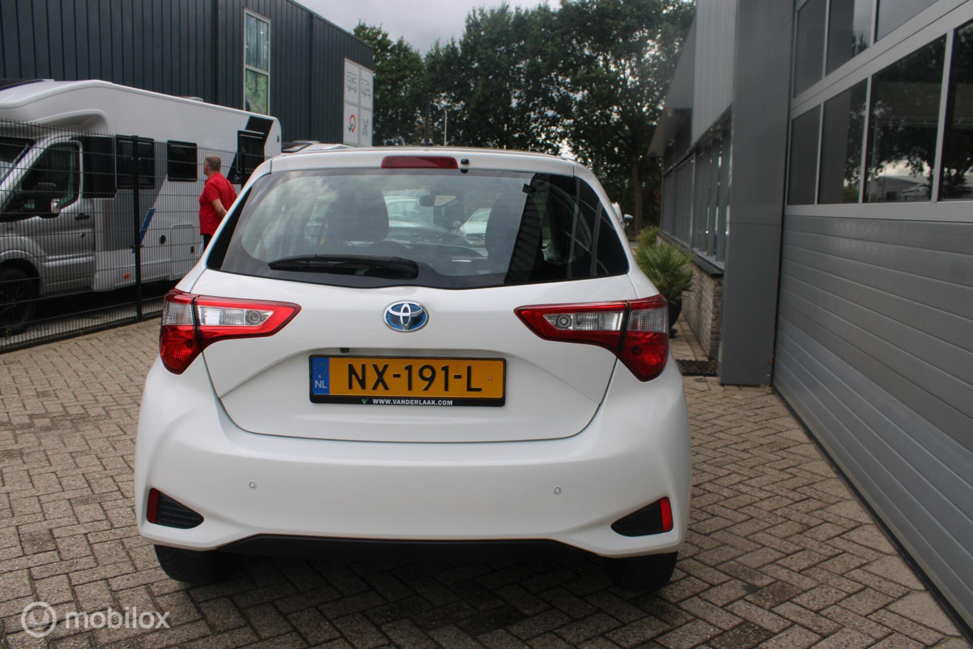 Foto van Toyota Toyota Yaris Hybrid