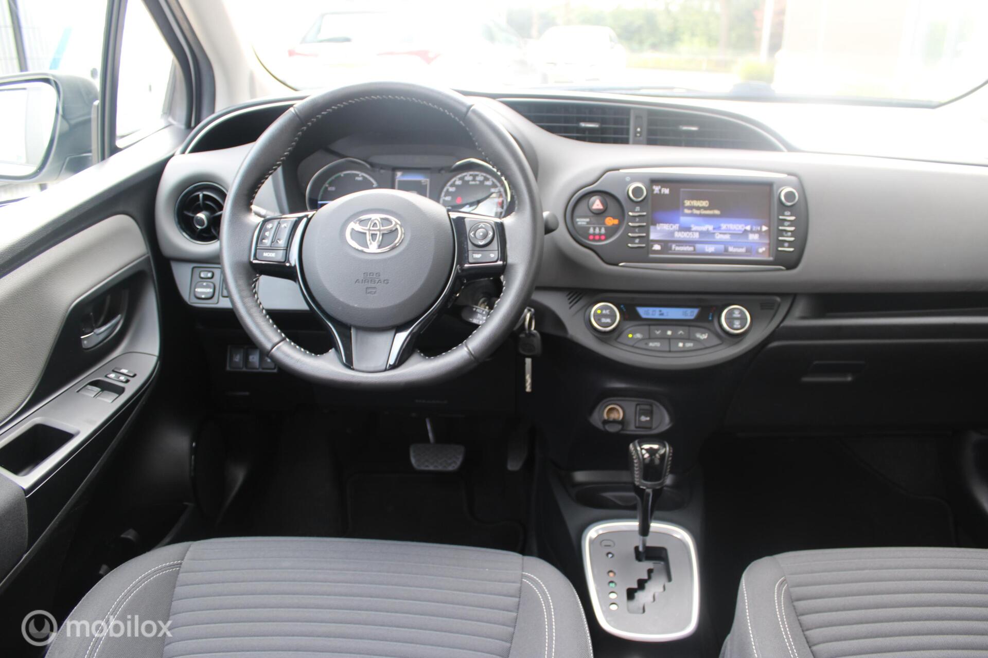 Foto van Toyota Toyota Yaris Hybrid
