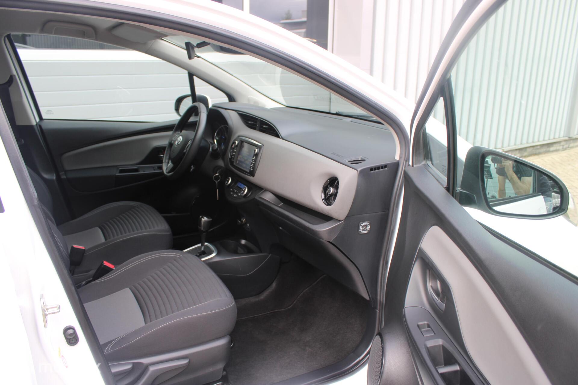 Foto van Toyota Toyota Yaris Hybrid