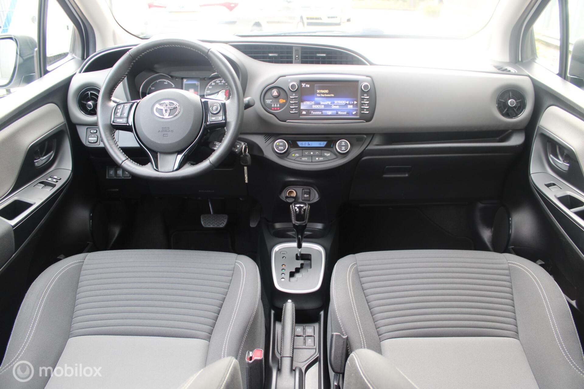 Foto van Toyota Toyota Yaris Hybrid