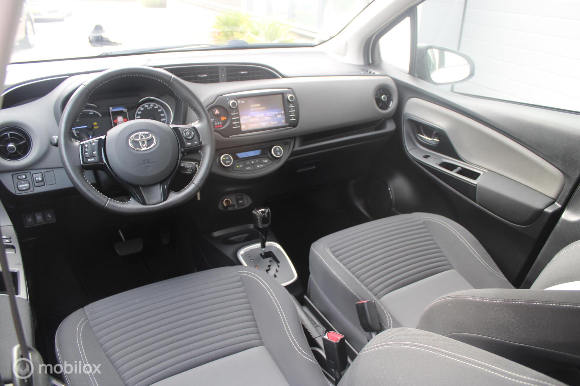 Foto van Toyota Toyota Yaris Hybrid