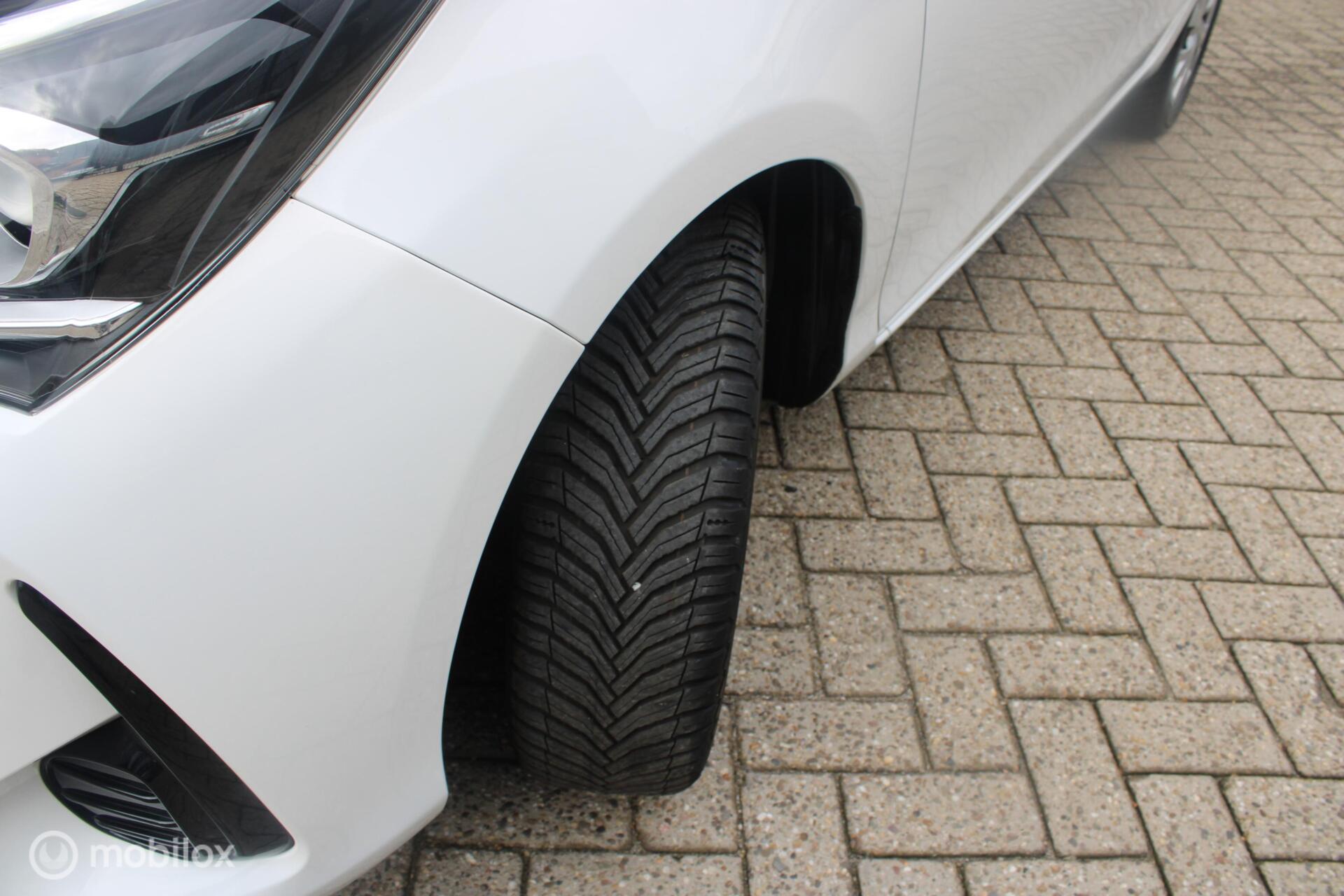 Foto van Toyota Toyota Yaris Hybrid