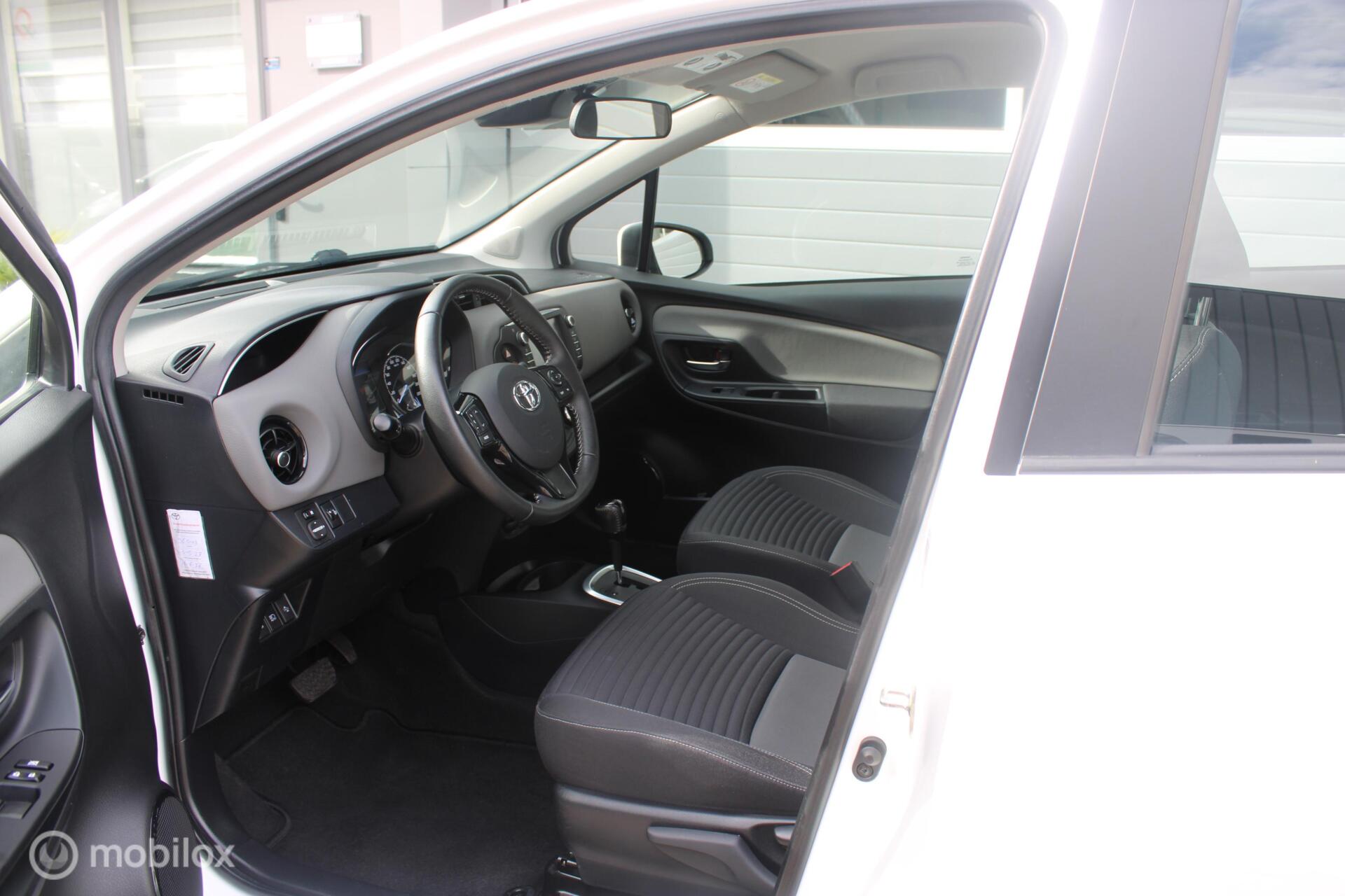 Foto van Toyota Toyota Yaris Hybrid