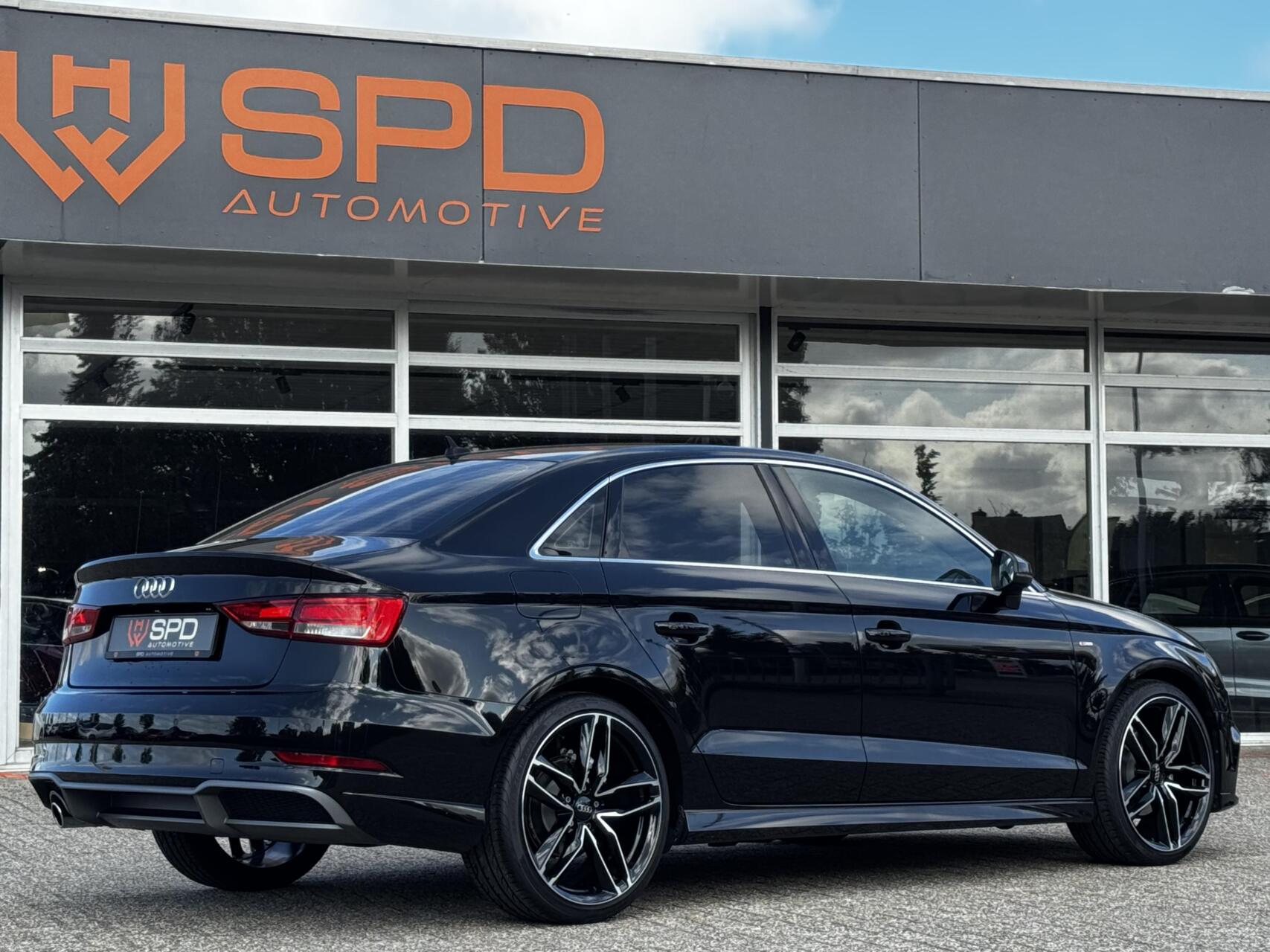 Foto van Audi A3 Limousine