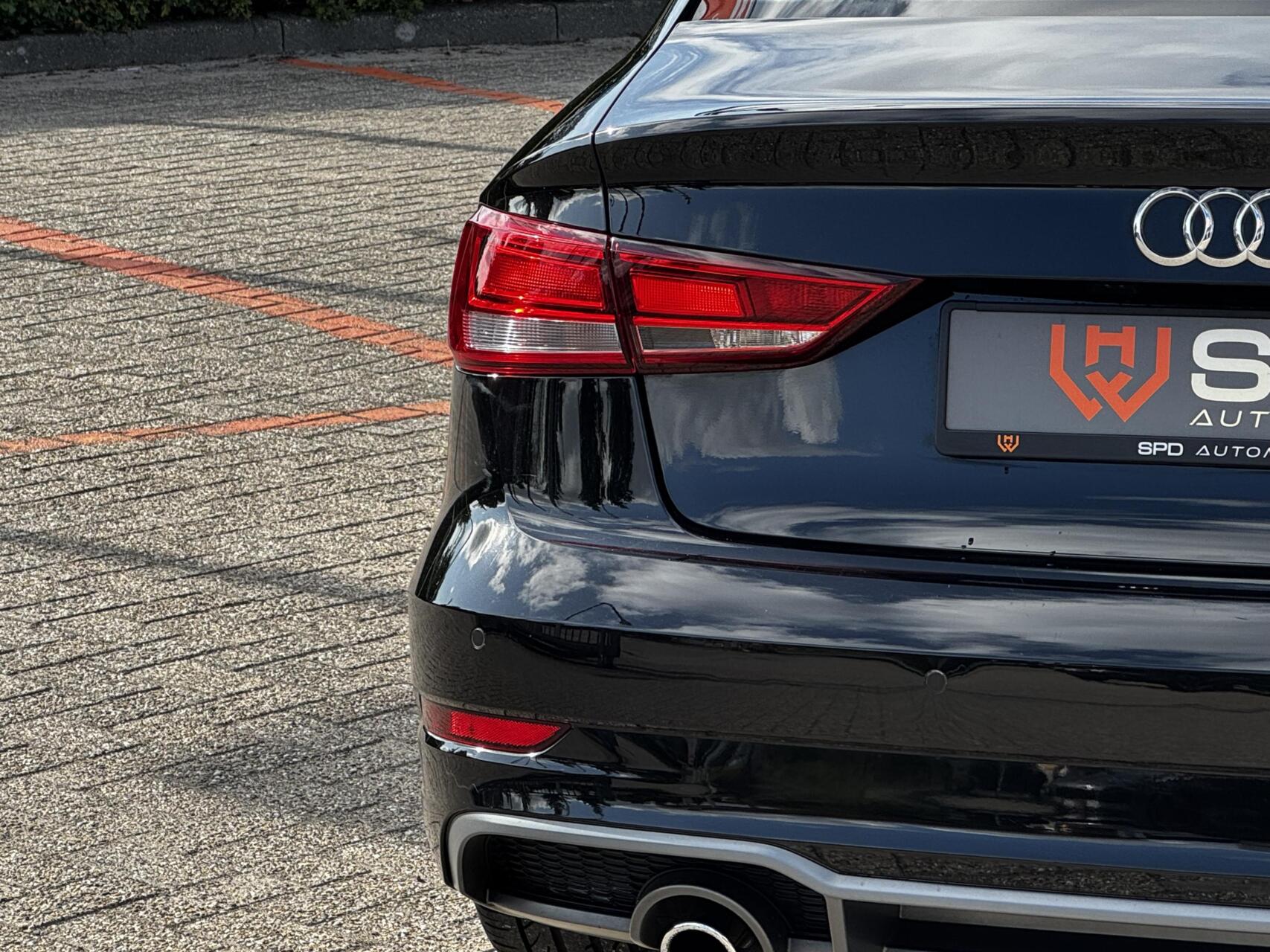 Foto van Audi A3 Limousine