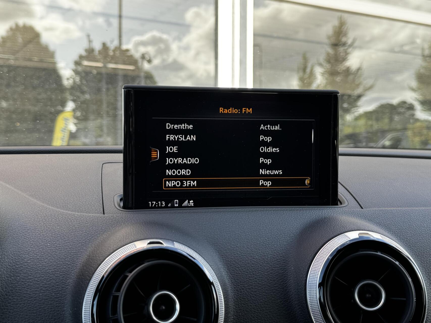 Foto van Audi A3 Limousine