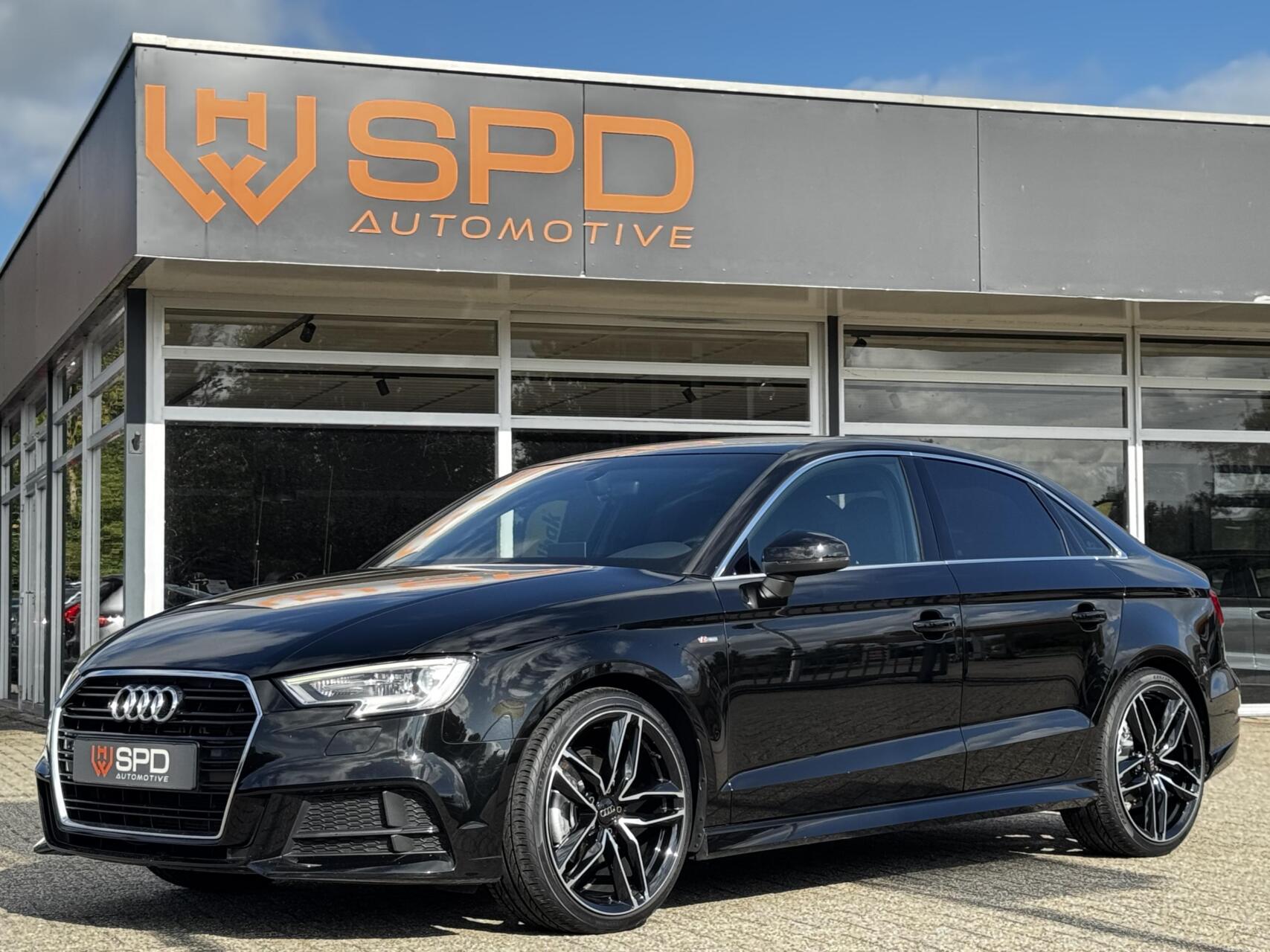 Audi A3 Limousine 1.0 TFSI 3x S-Line|19"RS|Sfeerve|116PK|PDC 2017 - voorkant