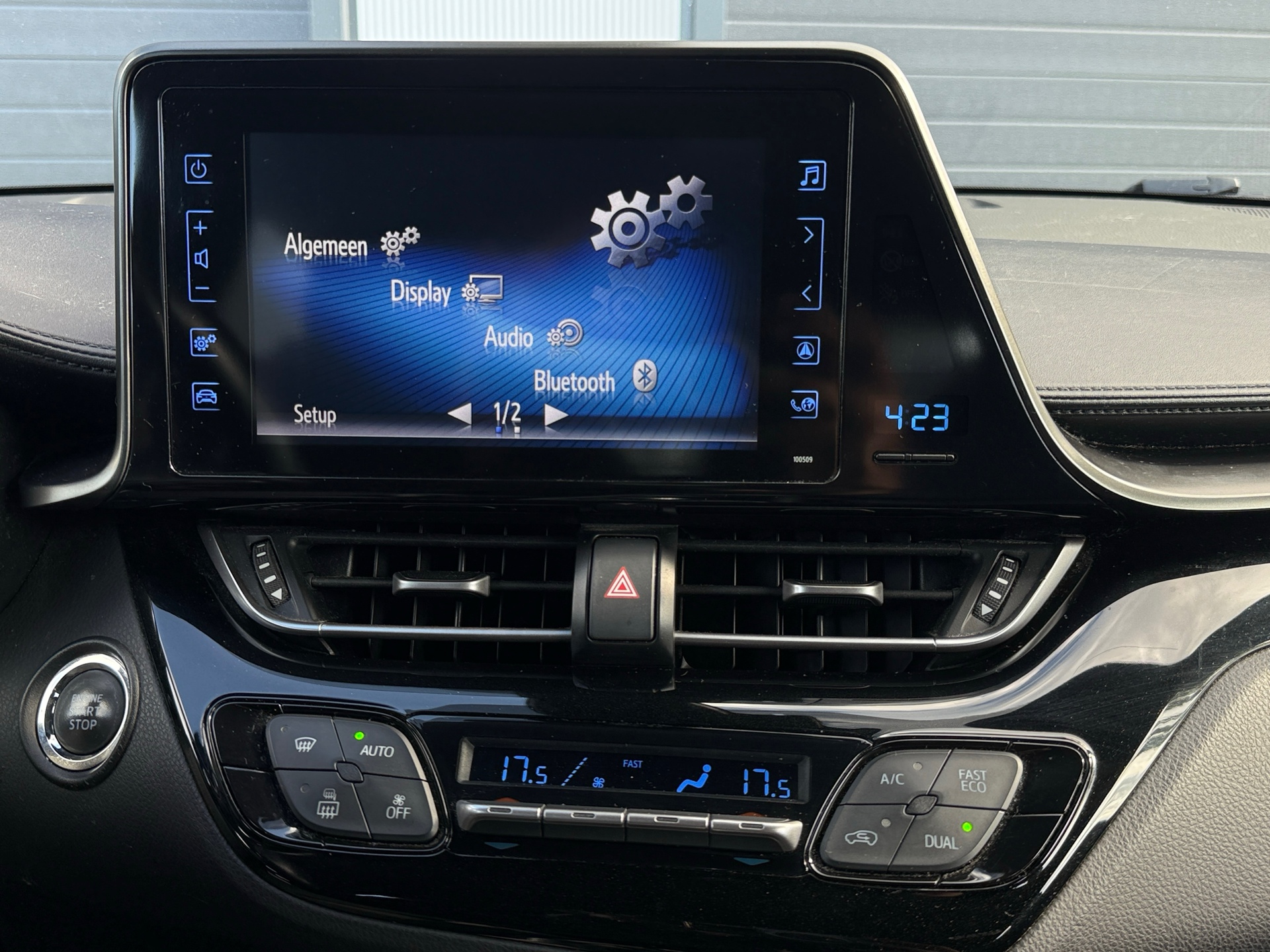Foto van Toyota Toyota C-hr
