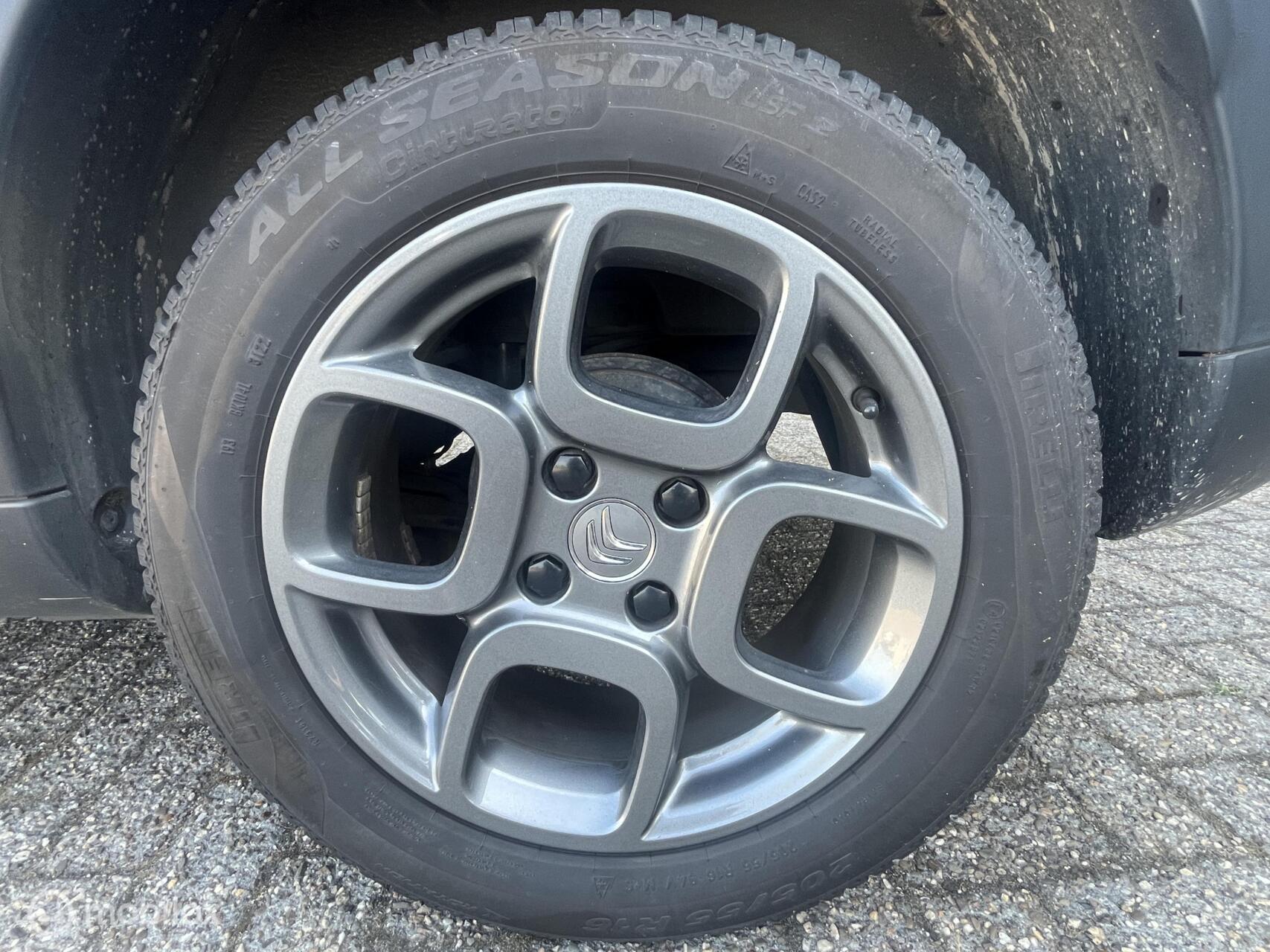 Foto van Citroen C4 Cactus