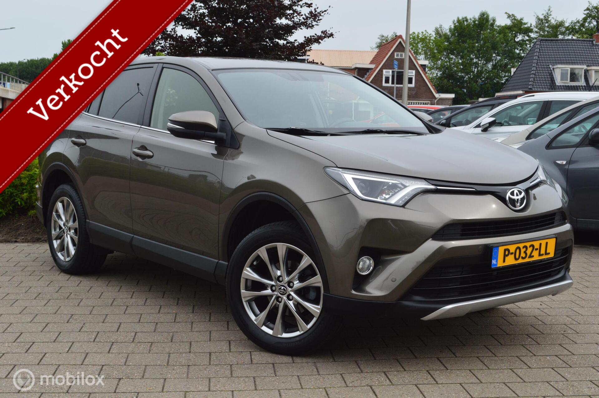 Toyota Toyota Rav4 2.0 VVT-i AWD Executive Business 2016 - voorkant