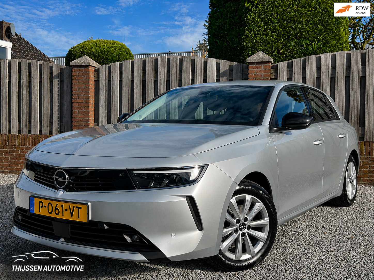 Opel Astra 1.2 Edition 2022 - voorkant