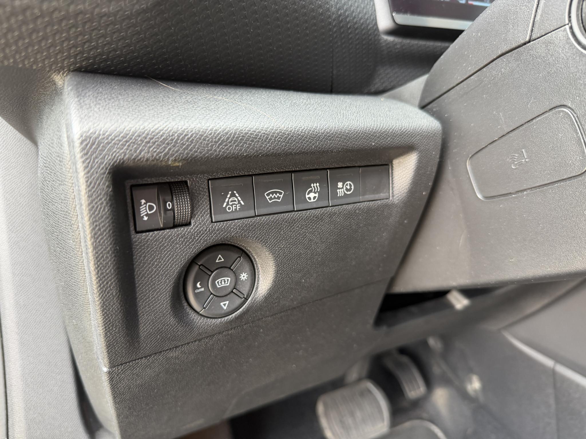 Foto van Citroen E-c4