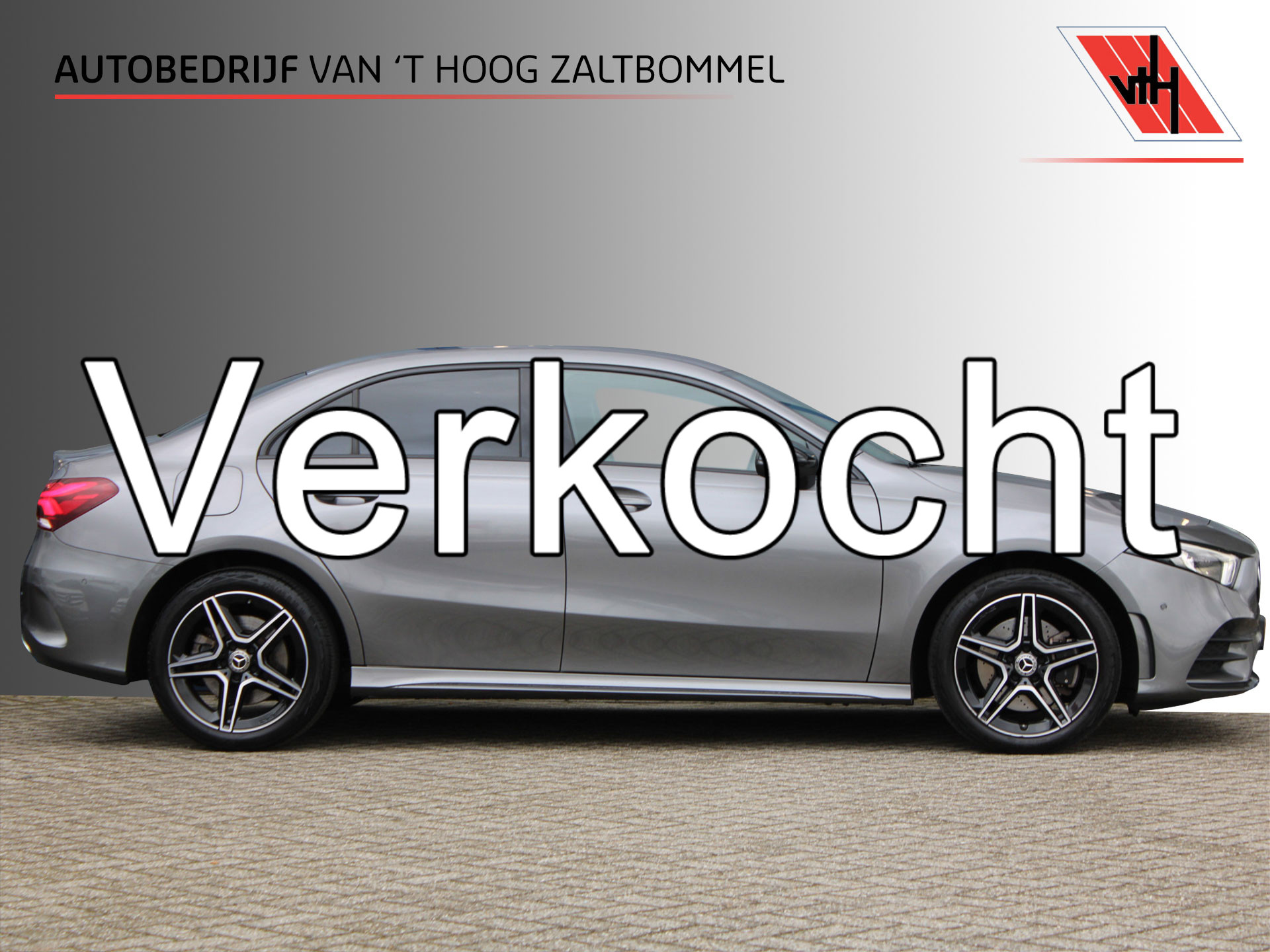 Mercedes-Benz A-klasse 250e AUT8 AMG Limited NIGHT PAKKET PANORAMADAK SFEER DISTRONIC CARPLAY 2020 - voorkant
